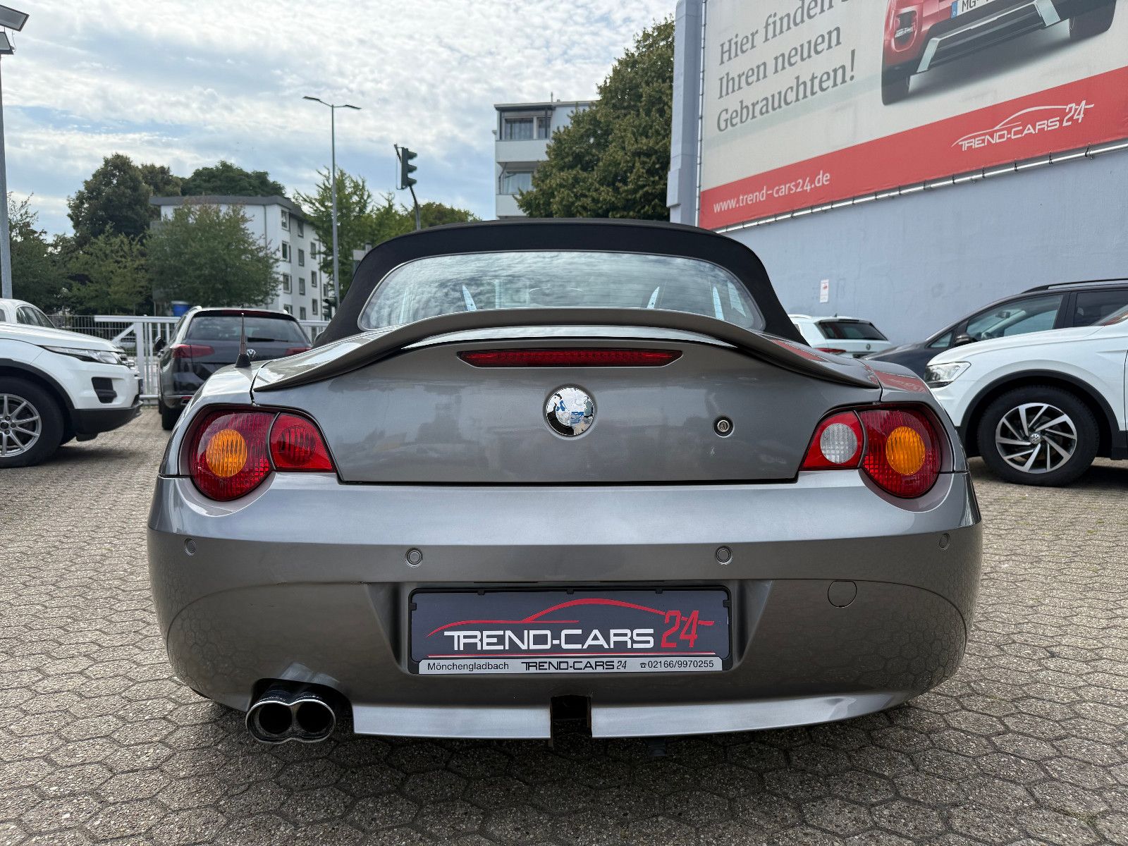 Fahrzeugabbildung BMW Z4 Baureihe Z4 Roadster 3.0i