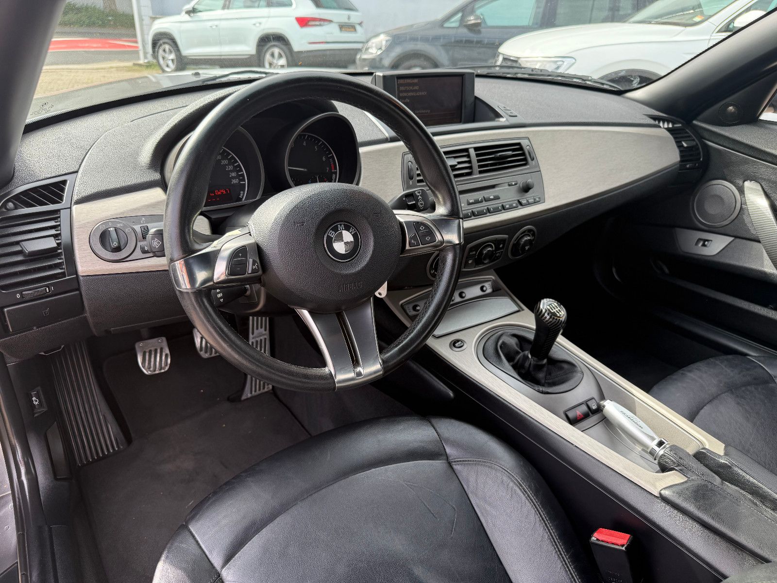 Fahrzeugabbildung BMW Z4 Baureihe Z4 Roadster 3.0i