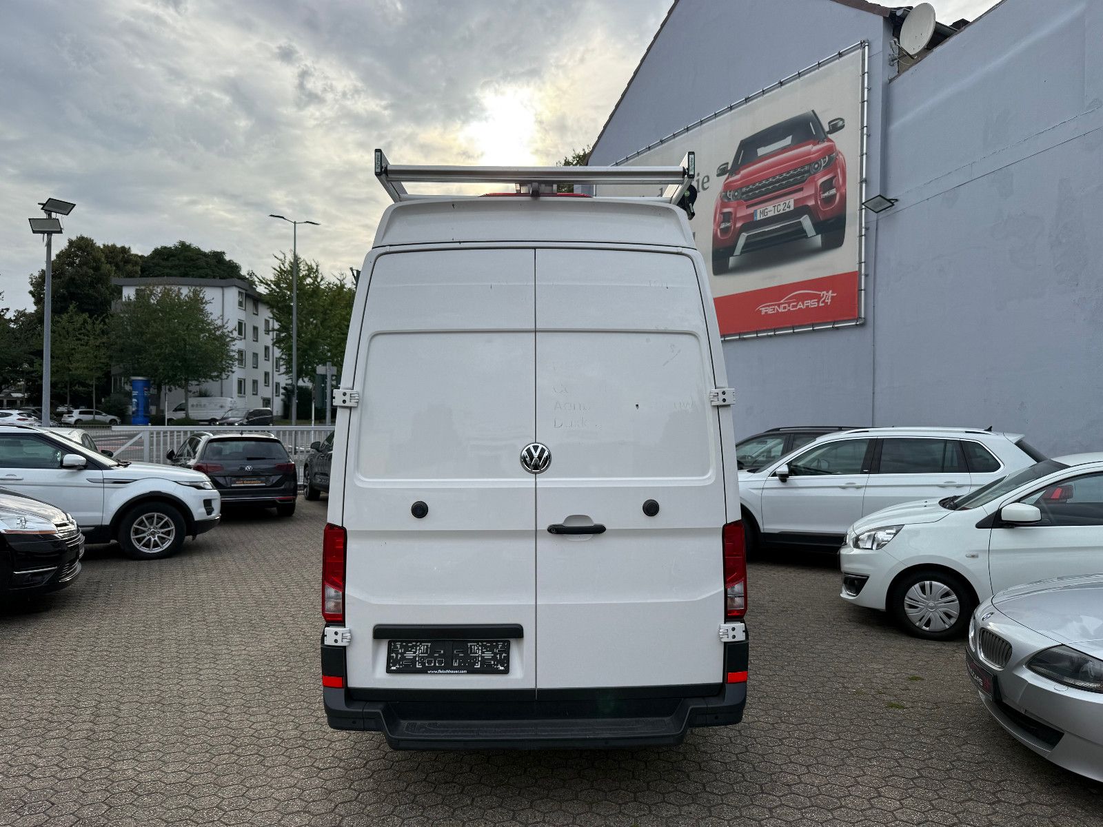 Fahrzeugabbildung Volkswagen Crafter Kasten 35 lang plus Superhochdach L5H4