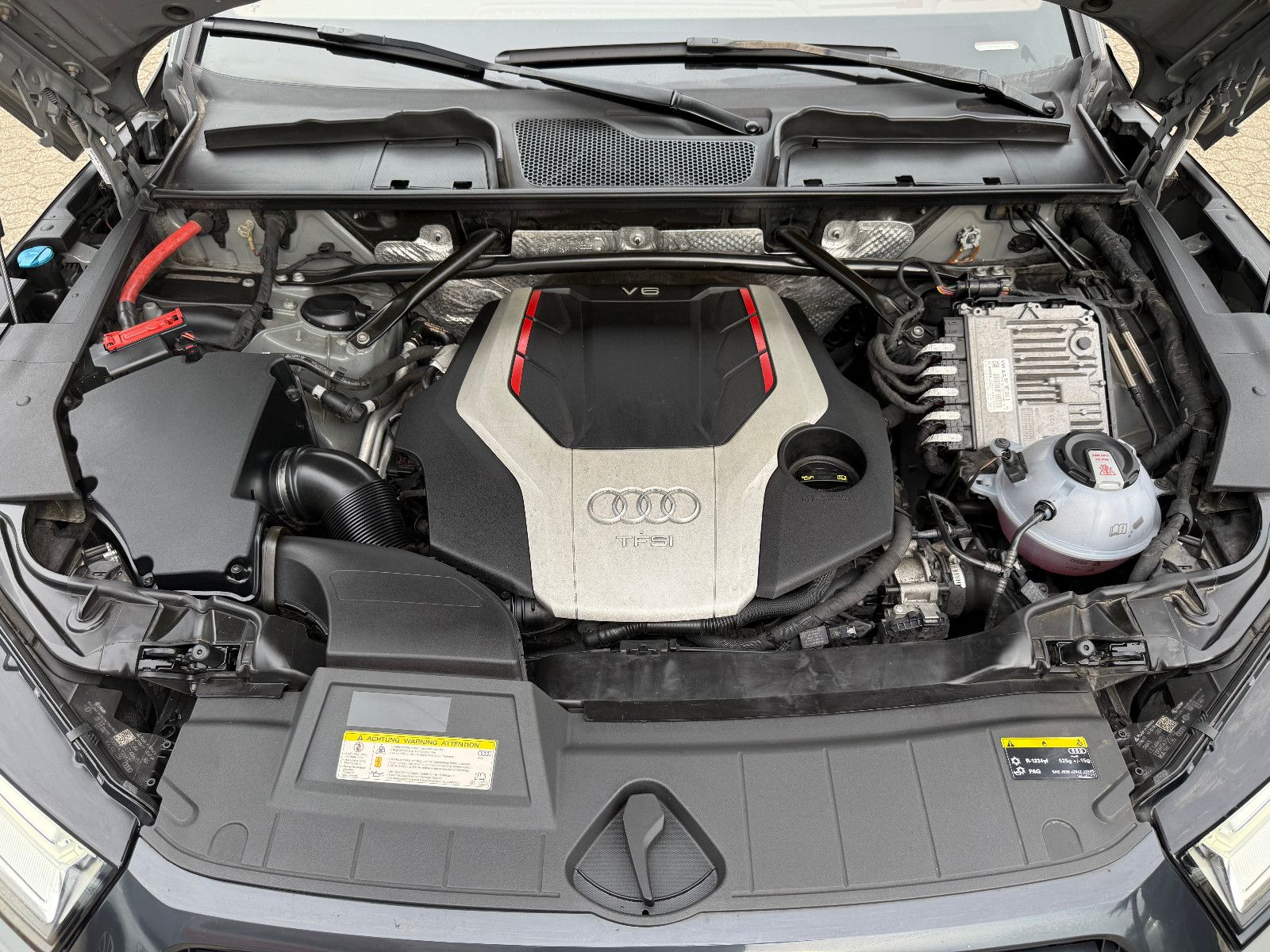 Fahrzeugabbildung Audi SQ5 3.0 TFSI quattro
