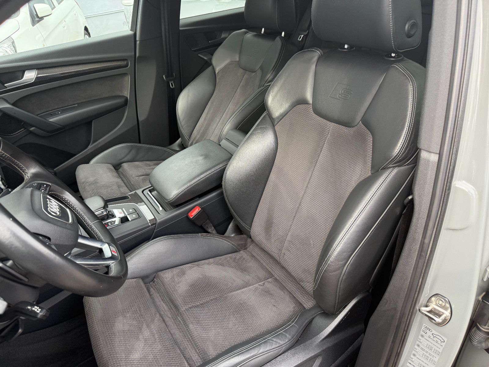 Fahrzeugabbildung Audi SQ5 3.0 TFSI quattro