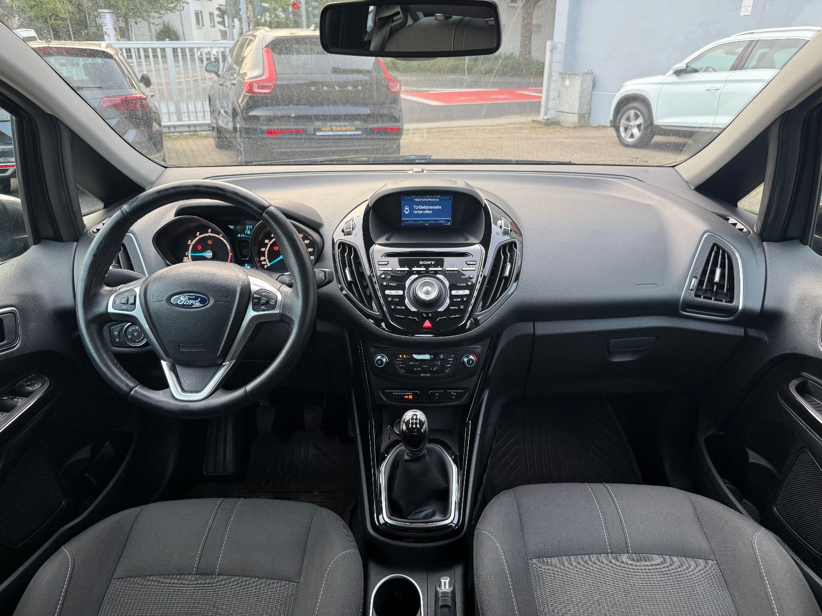Fahrzeugabbildung Ford B-Max B-MAX Titanium