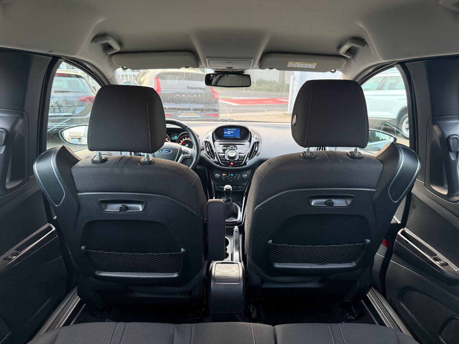 Fahrzeugabbildung Ford B-Max B-MAX Titanium