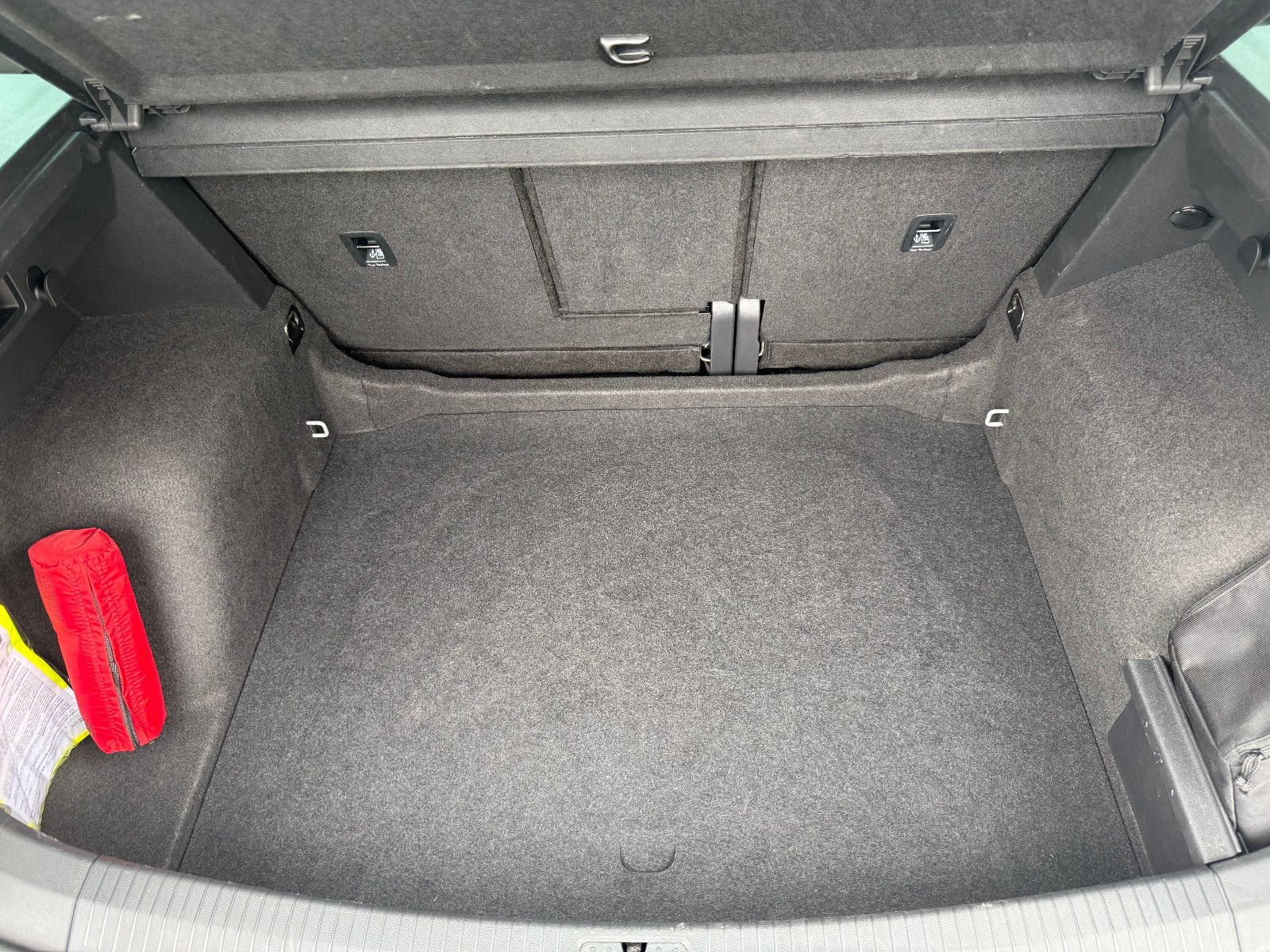 Fahrzeugabbildung Volkswagen Tiguan Elegance*ACC*SH*Lenkradheizung*AHK*