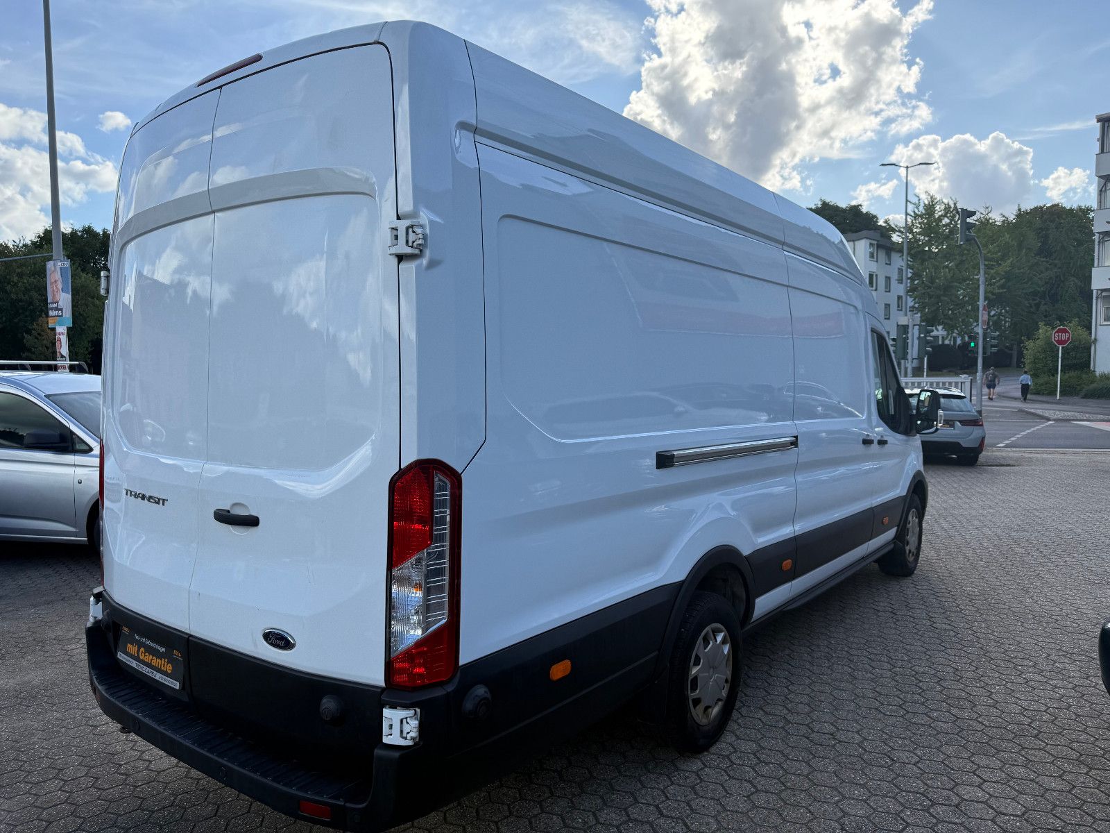 Fahrzeugabbildung Ford Transit Kasten 350 Trend  L4 H3 DPD