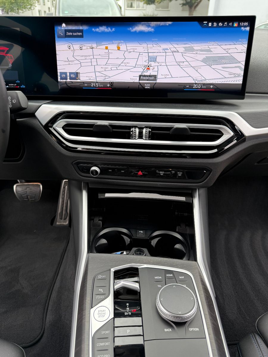 Fahrzeugabbildung BMW 318 Baureihe 3 Touring 318 i M Sport