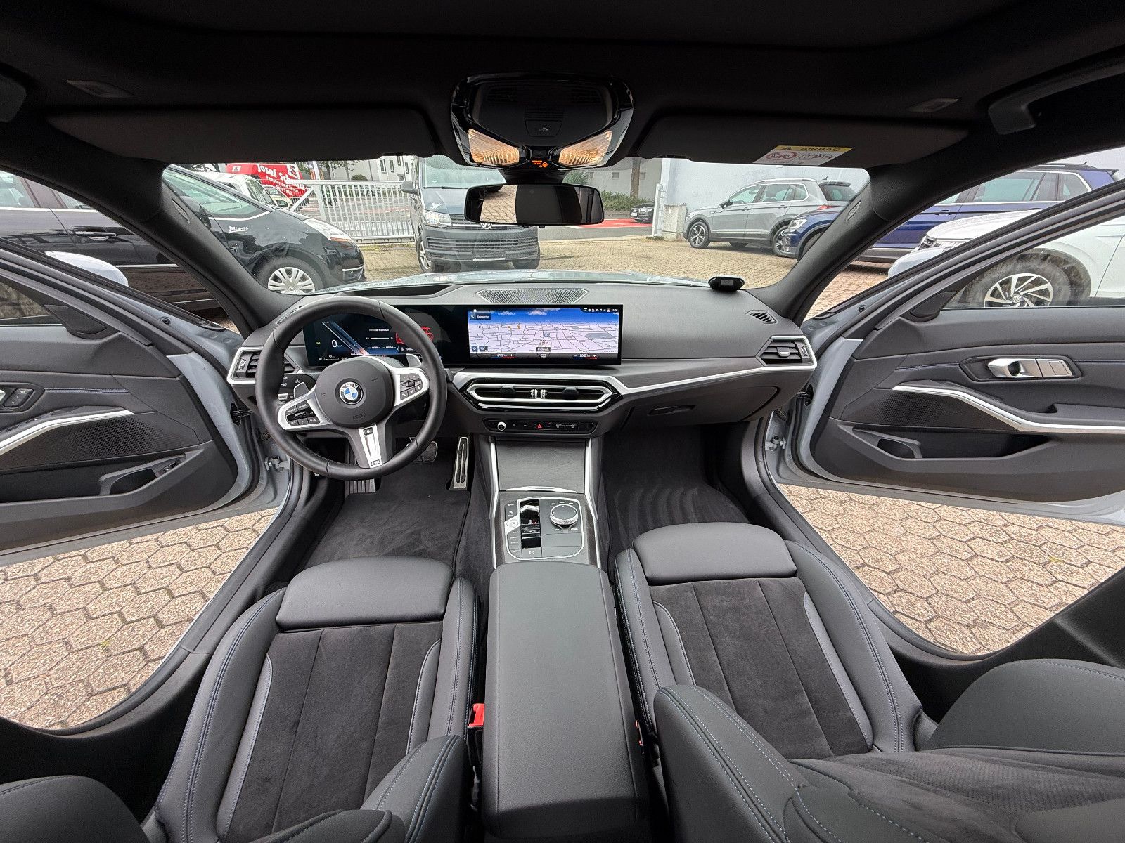 Fahrzeugabbildung BMW 318 Baureihe 3 Touring 318 i M Sport