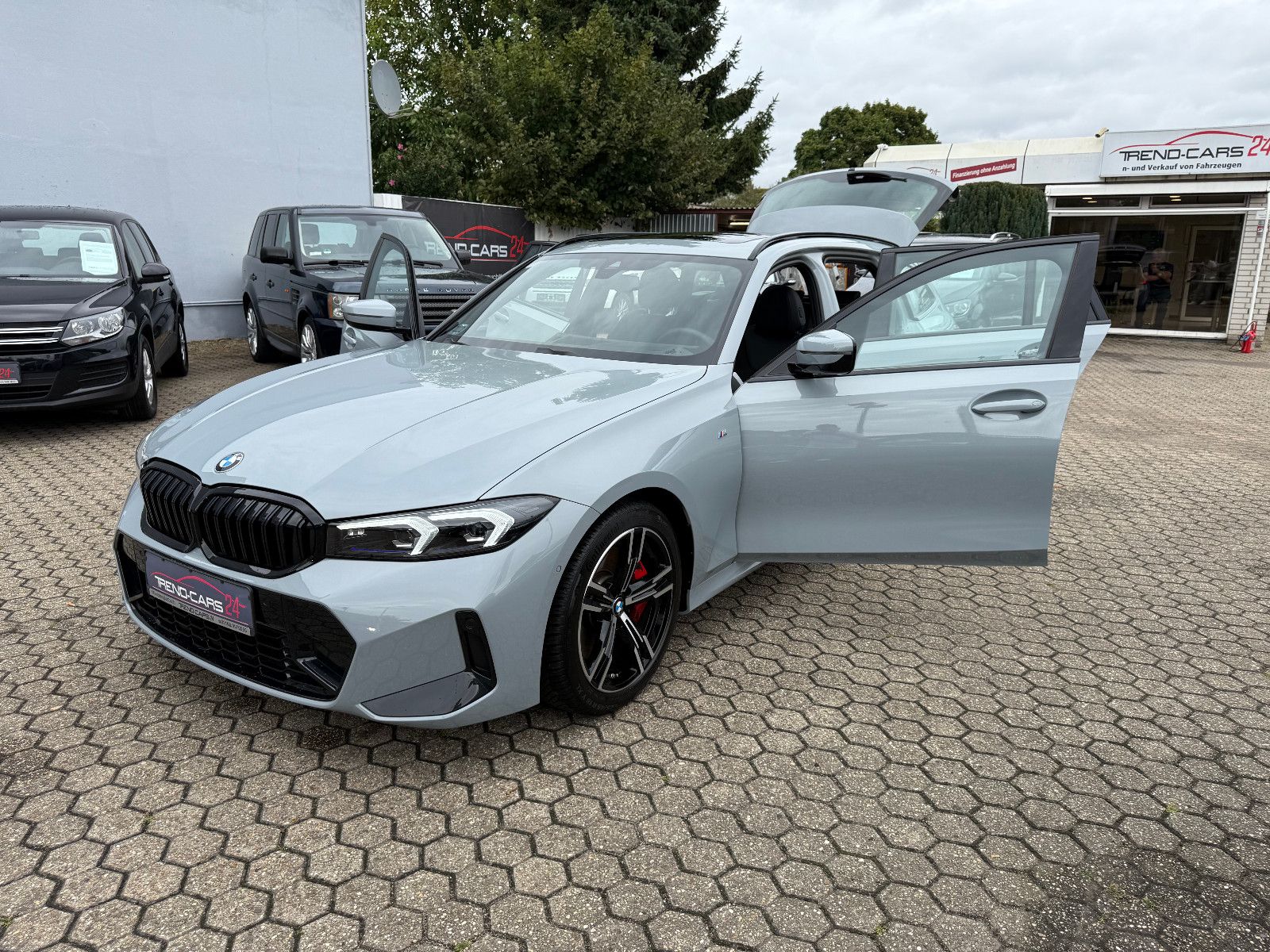 Fahrzeugabbildung BMW 318 Baureihe 3 Touring 318 i M Sport