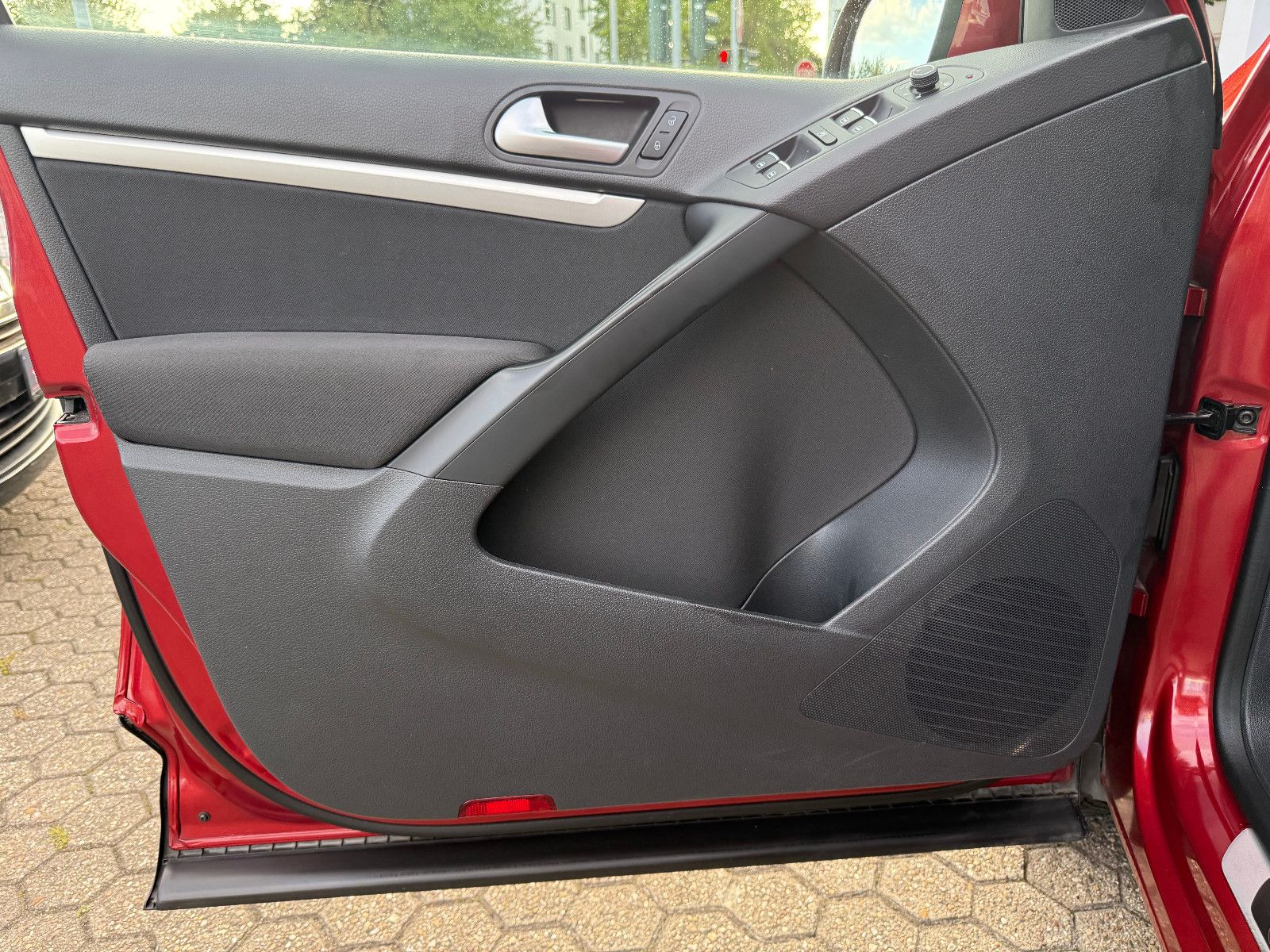 Fahrzeugabbildung Volkswagen Tiguan Lounge Track & Style BMT 4Motion*AHK*