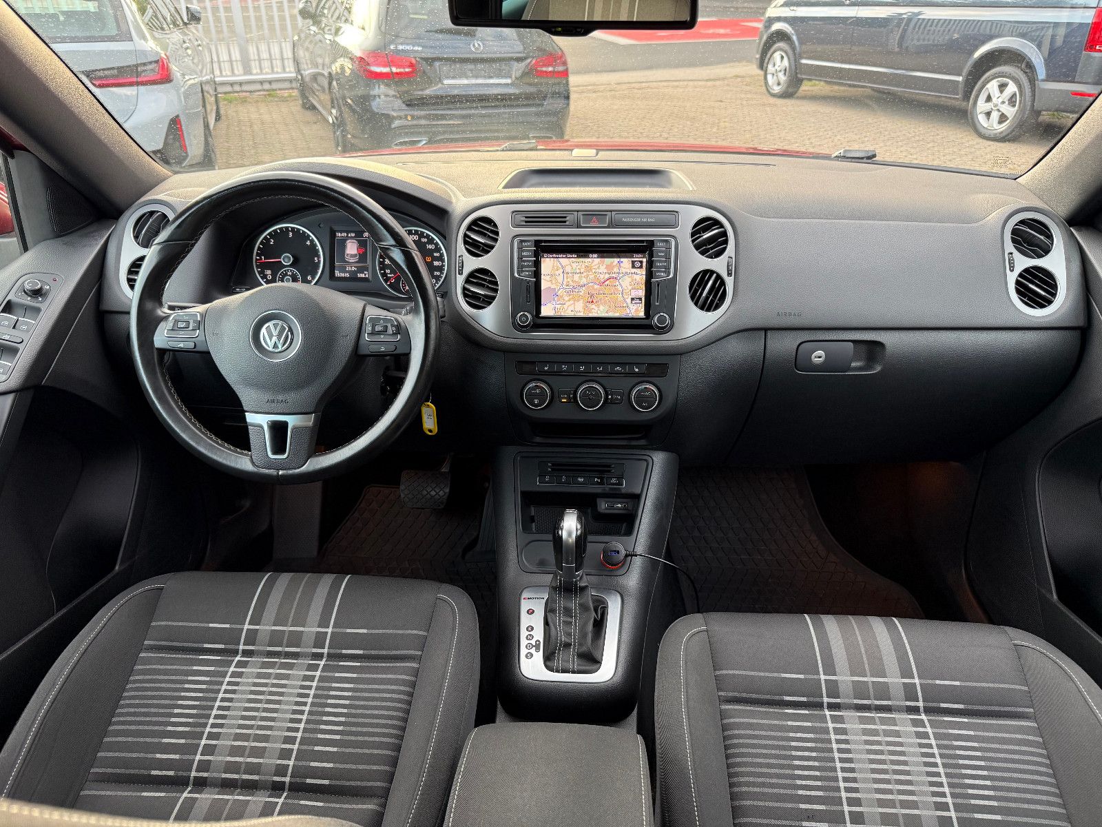 Fahrzeugabbildung Volkswagen Tiguan Lounge Track & Style BMT 4Motion*AHK*