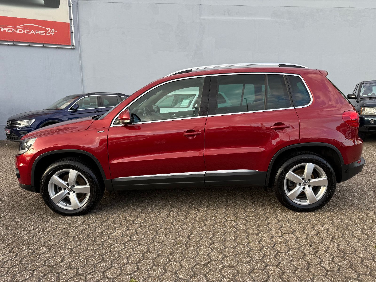 Fahrzeugabbildung Volkswagen Tiguan Lounge Track & Style BMT 4Motion*AHK*