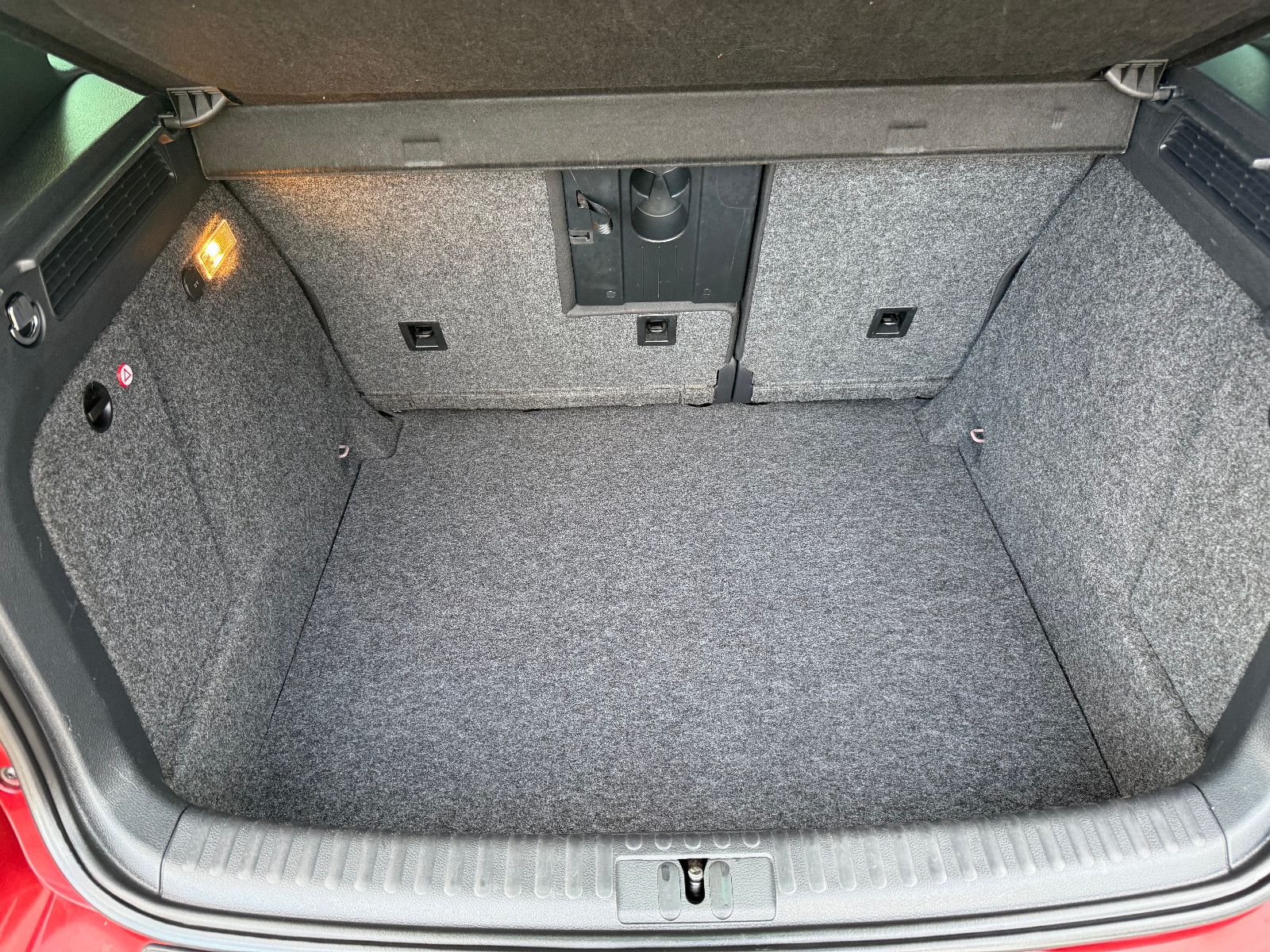 Fahrzeugabbildung Volkswagen Tiguan Lounge Track & Style BMT 4Motion*AHK*