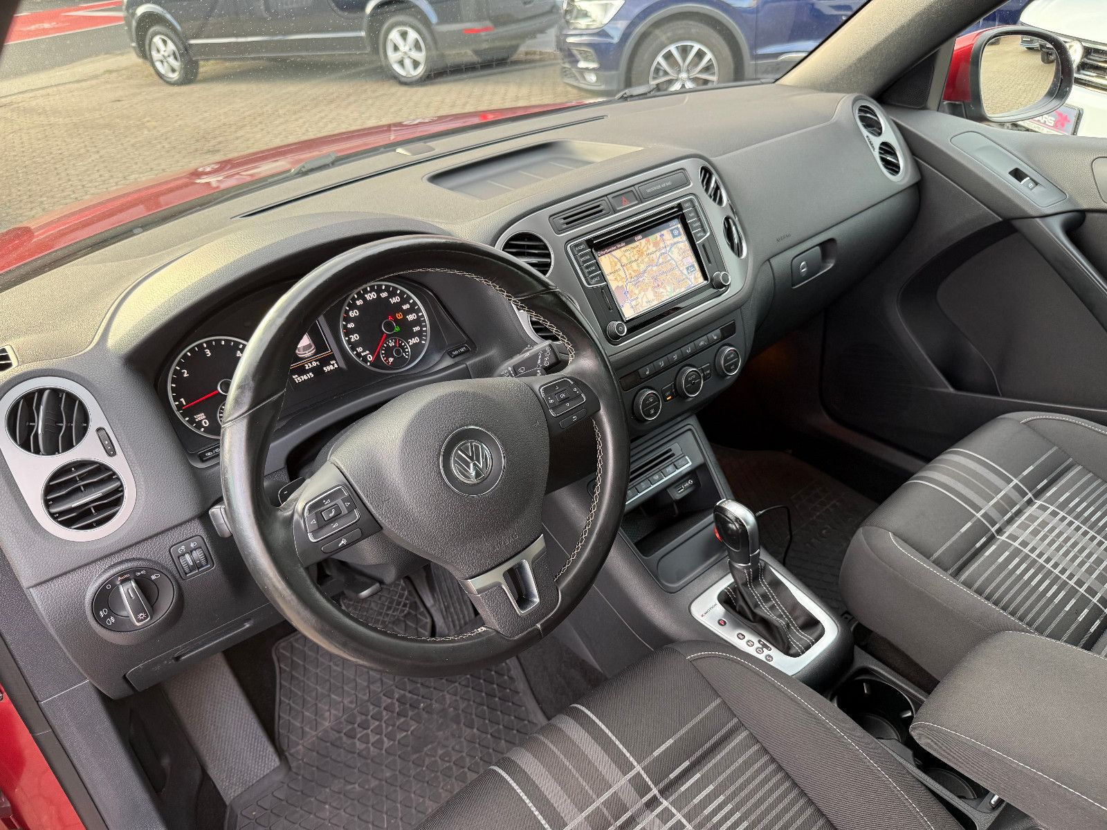 Fahrzeugabbildung Volkswagen Tiguan Lounge Track & Style BMT 4Motion*AHK*