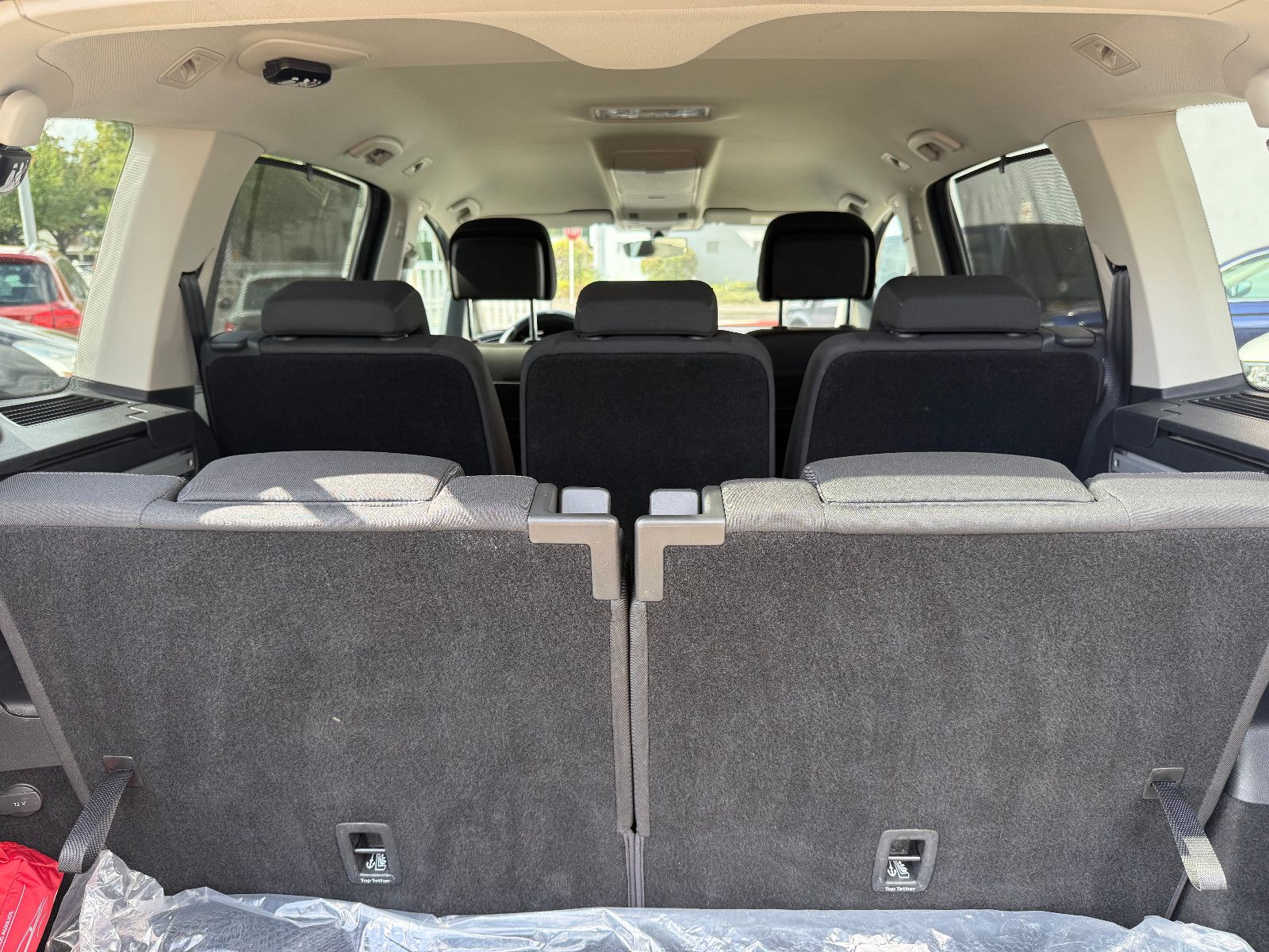 Fahrzeugabbildung Volkswagen Touran Comfortline BMT/*ACC*Navi*7 Sitzer*