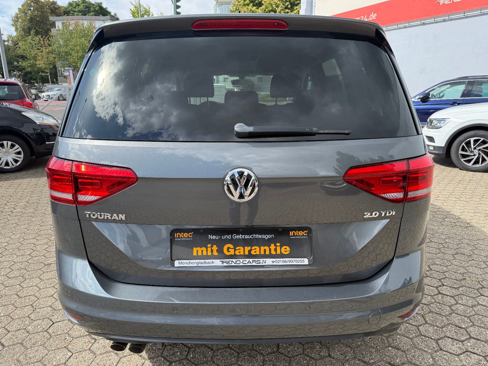 Fahrzeugabbildung Volkswagen Touran Comfortline BMT/*ACC*Navi*7 Sitzer*