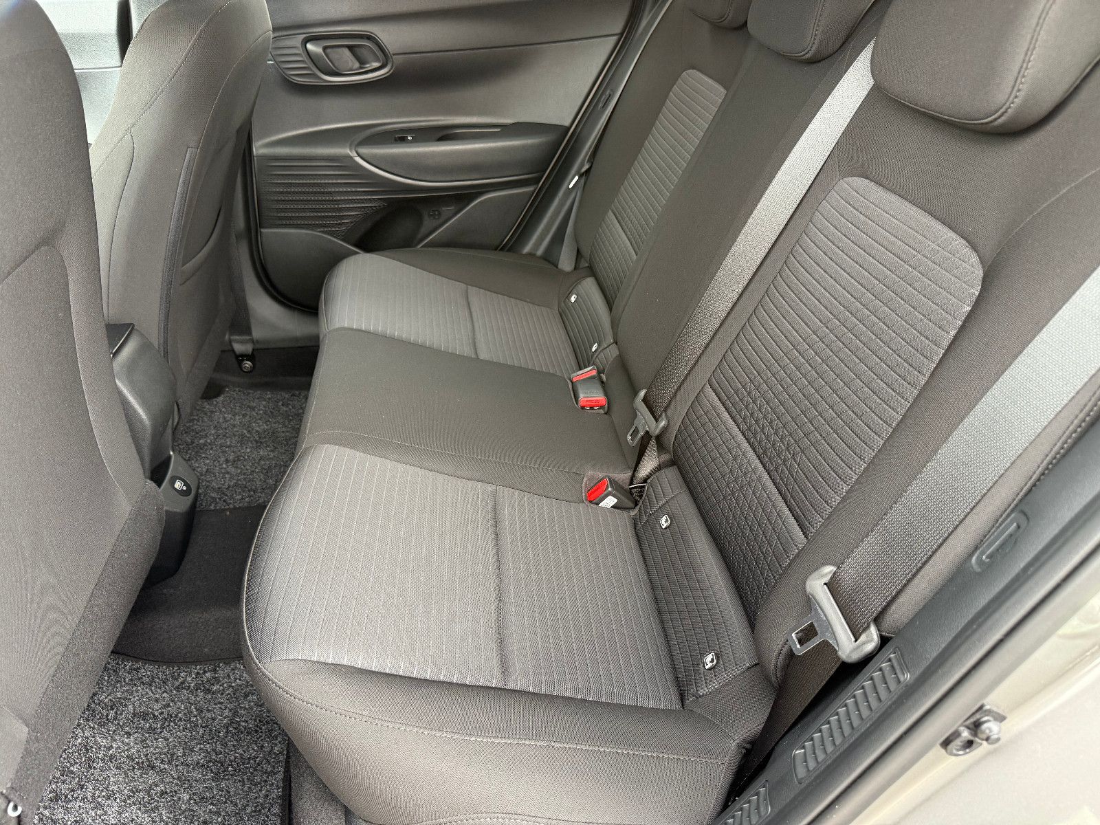 Fahrzeugabbildung Hyundai i20 Edition 30 Mild-Hybrid*ACC*Klima*