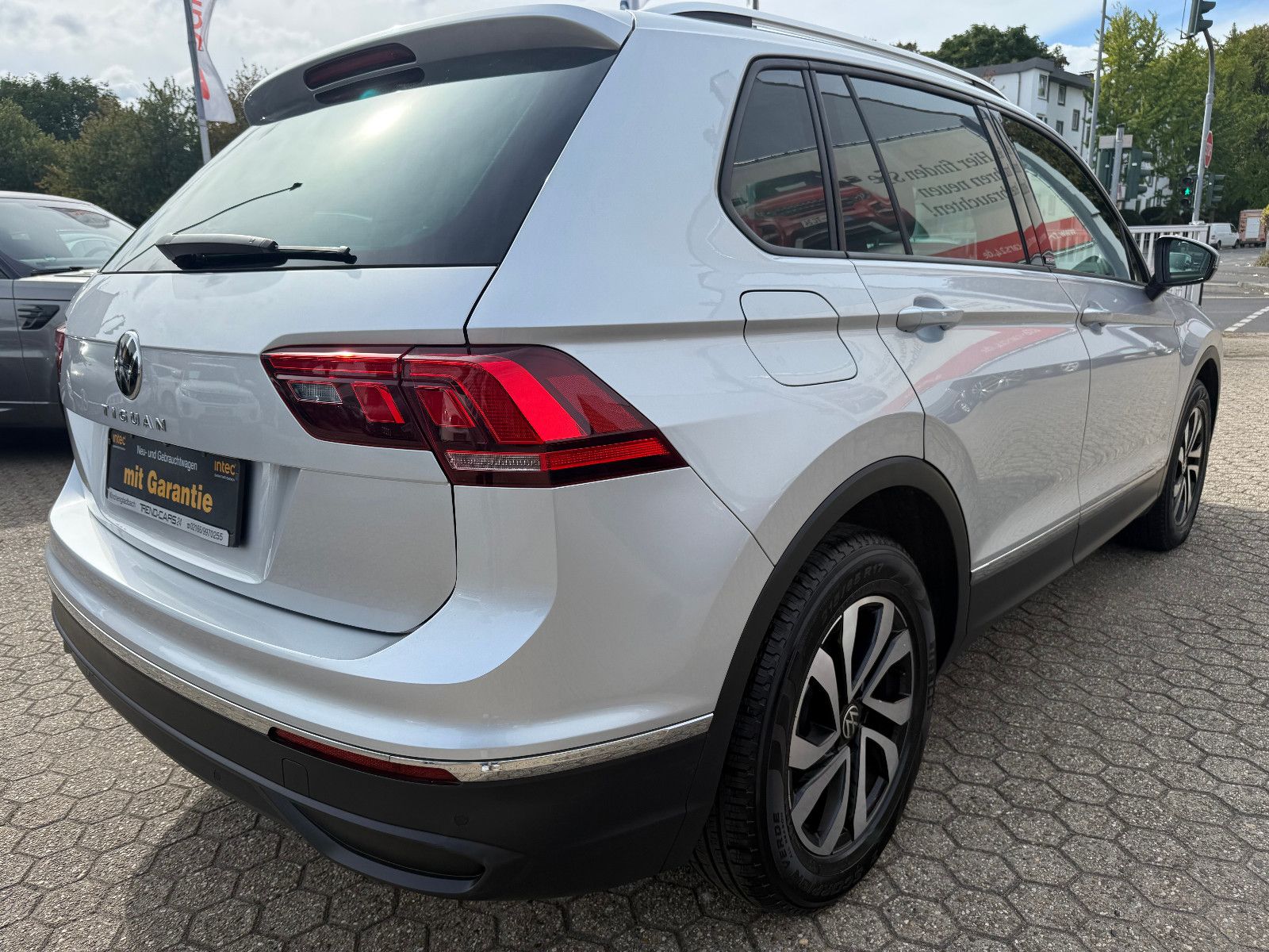 Fahrzeugabbildung Volkswagen Tiguan Active*ACC*AHK*