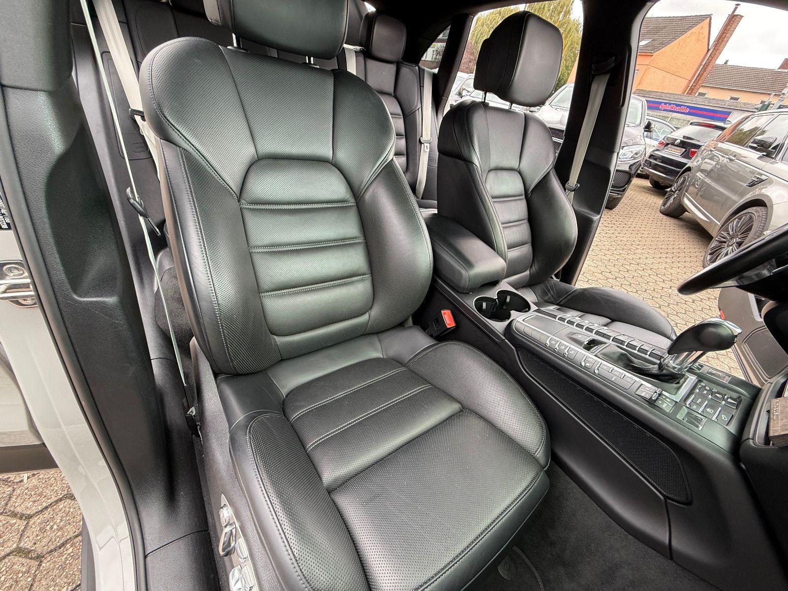 Fahrzeugabbildung Porsche Macan*ACC*Leder*360 Cam* 21Zoll*Pano*