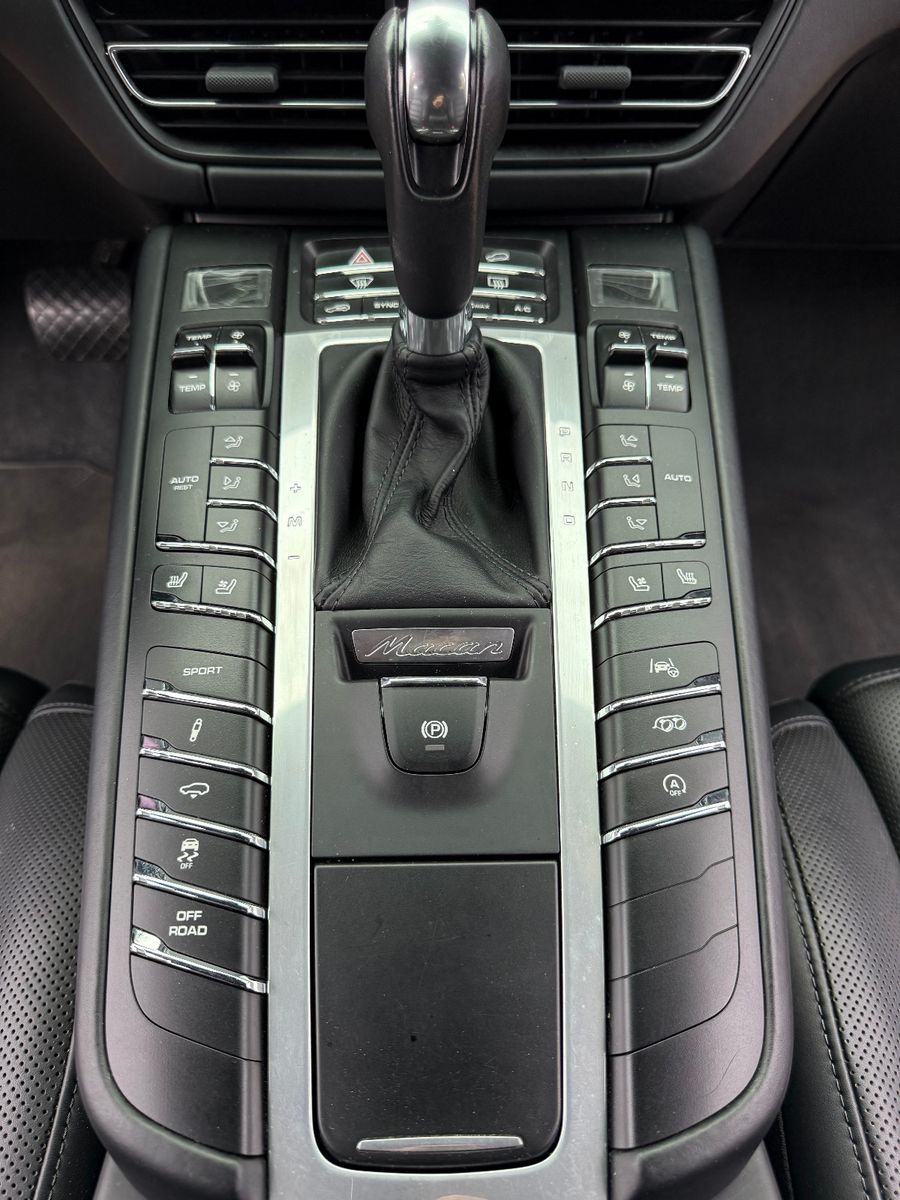 Fahrzeugabbildung Porsche Macan*ACC*Leder*360 Cam* 21Zoll*Pano*