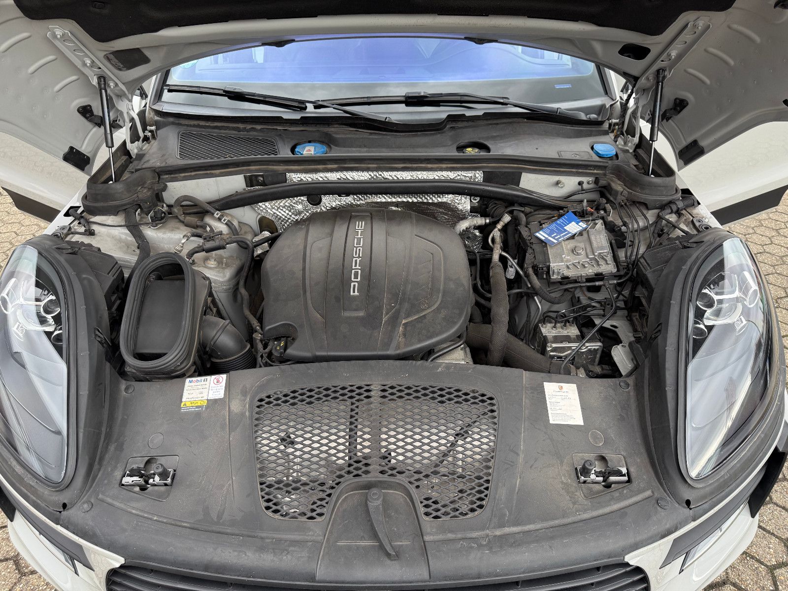 Fahrzeugabbildung Porsche Macan*ACC*Leder*360 Cam* 21Zoll*Pano*