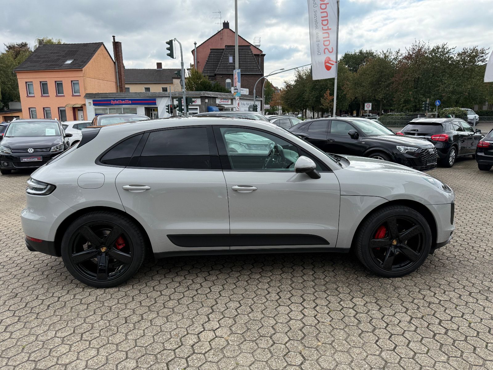 Fahrzeugabbildung Porsche Macan*ACC*Leder*360 Cam* 21Zoll*Pano*