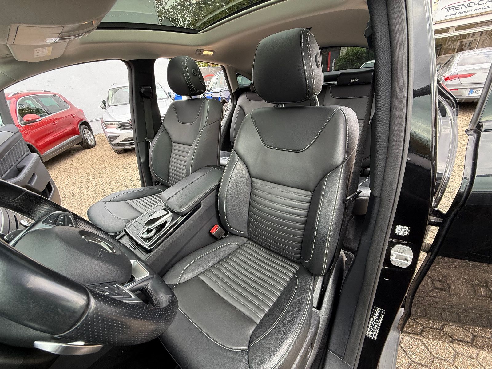 Fahrzeugabbildung Mercedes-Benz GLE 43 AMG*ACC*AHK*SOFTCLOSE*PANO*Harman Kardon*