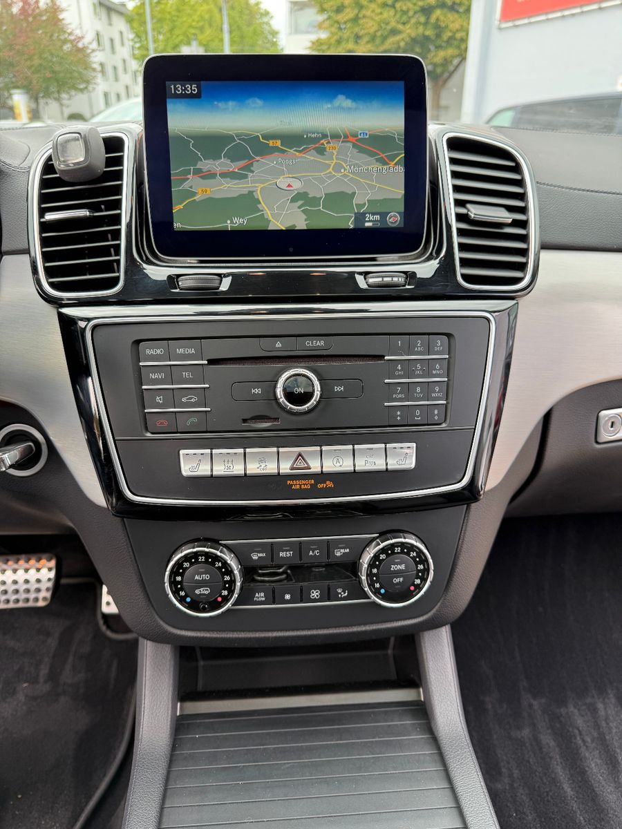 Fahrzeugabbildung Mercedes-Benz GLE 43 AMG*ACC*AHK*SOFTCLOSE*PANO*Harman Kardon*