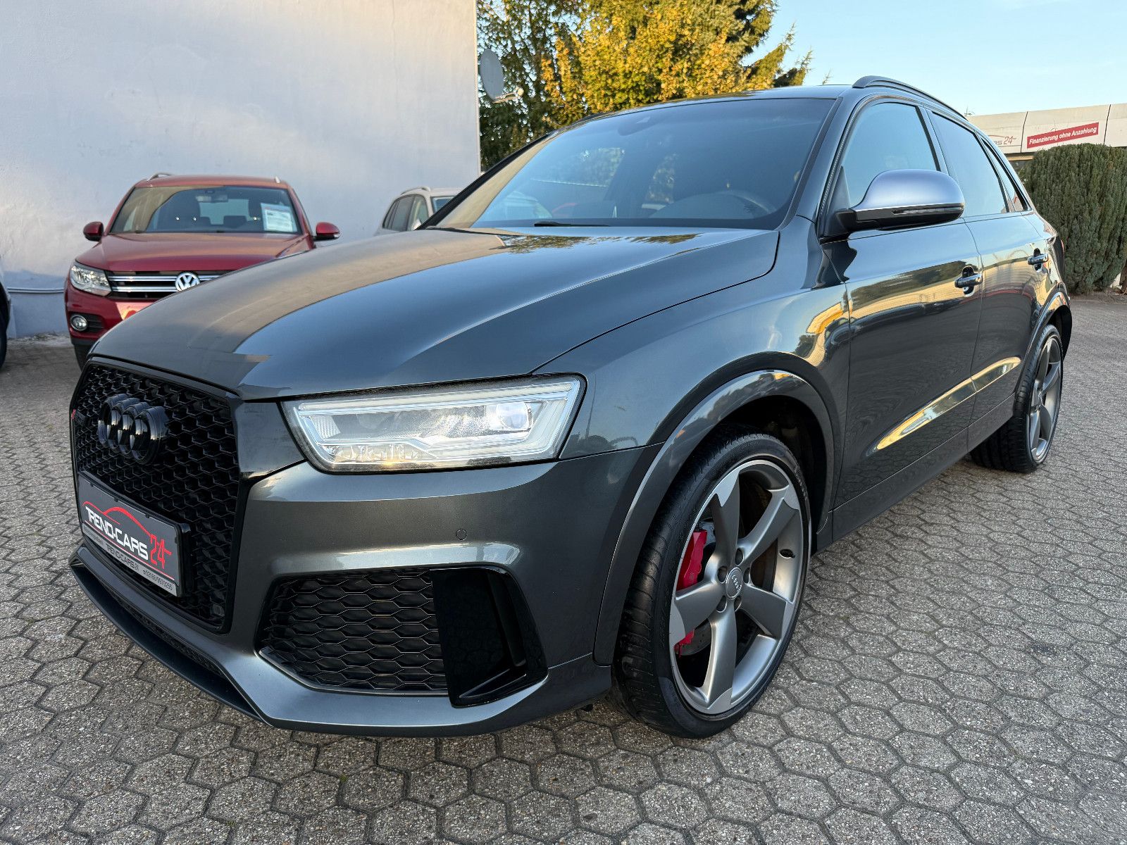 Audi RSQ3 RS Q3 2.5 TFSI quattro*AHK*PANO*