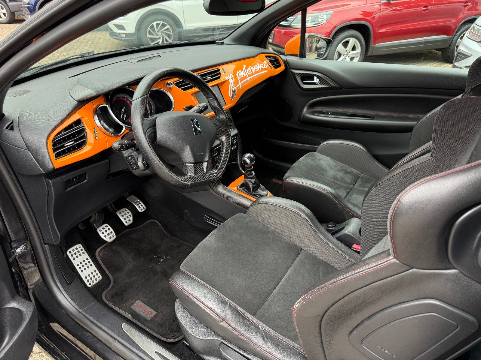 Fahrzeugabbildung Citroën DS3 Racing*Tempomat*Klima*