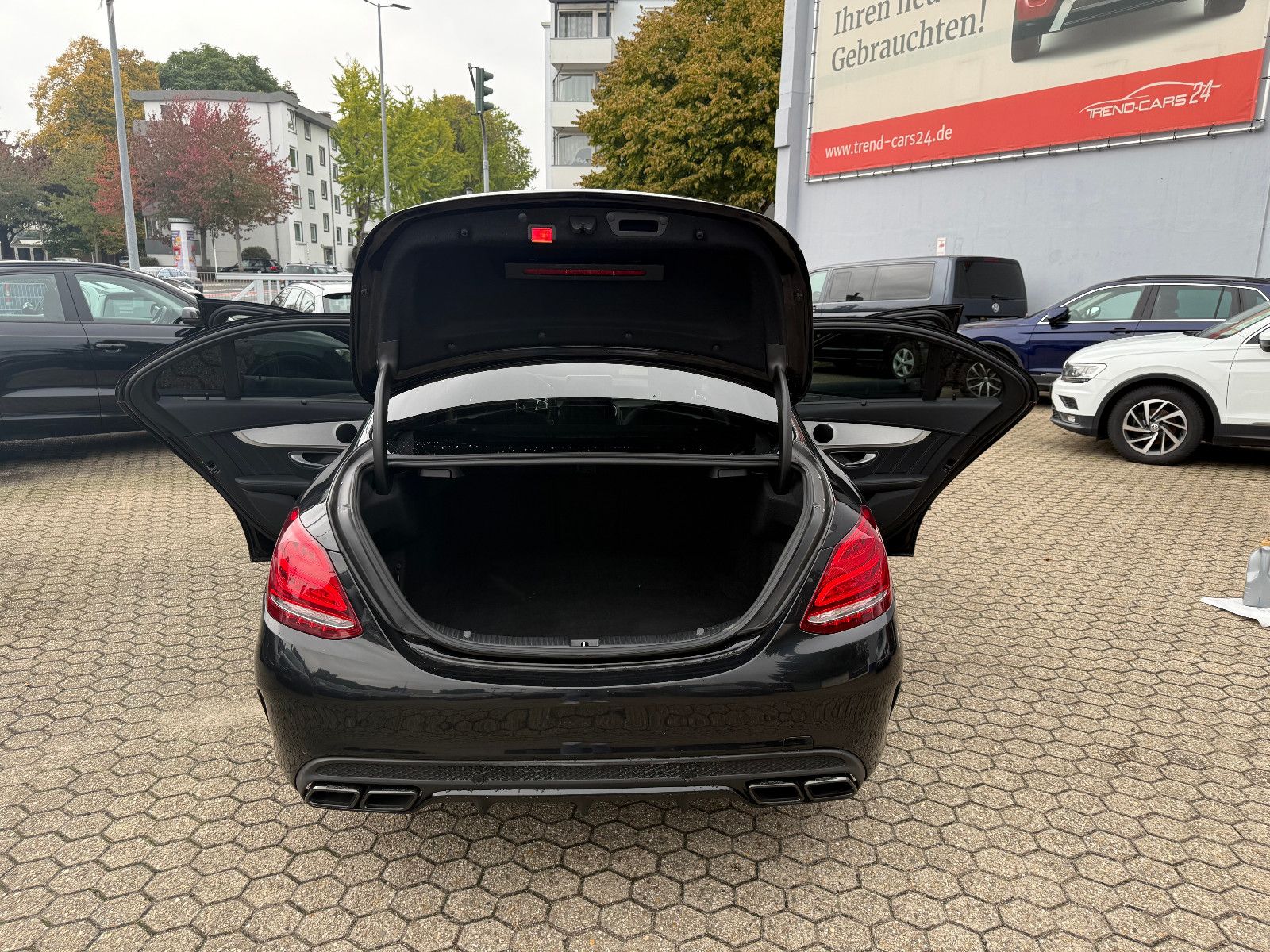 Fahrzeugabbildung Mercedes-Benz C 63 S AMG*AMG Performance*NightPaket*