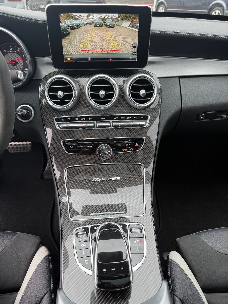 Fahrzeugabbildung Mercedes-Benz C 63 S AMG*AMG Performance*NightPaket*