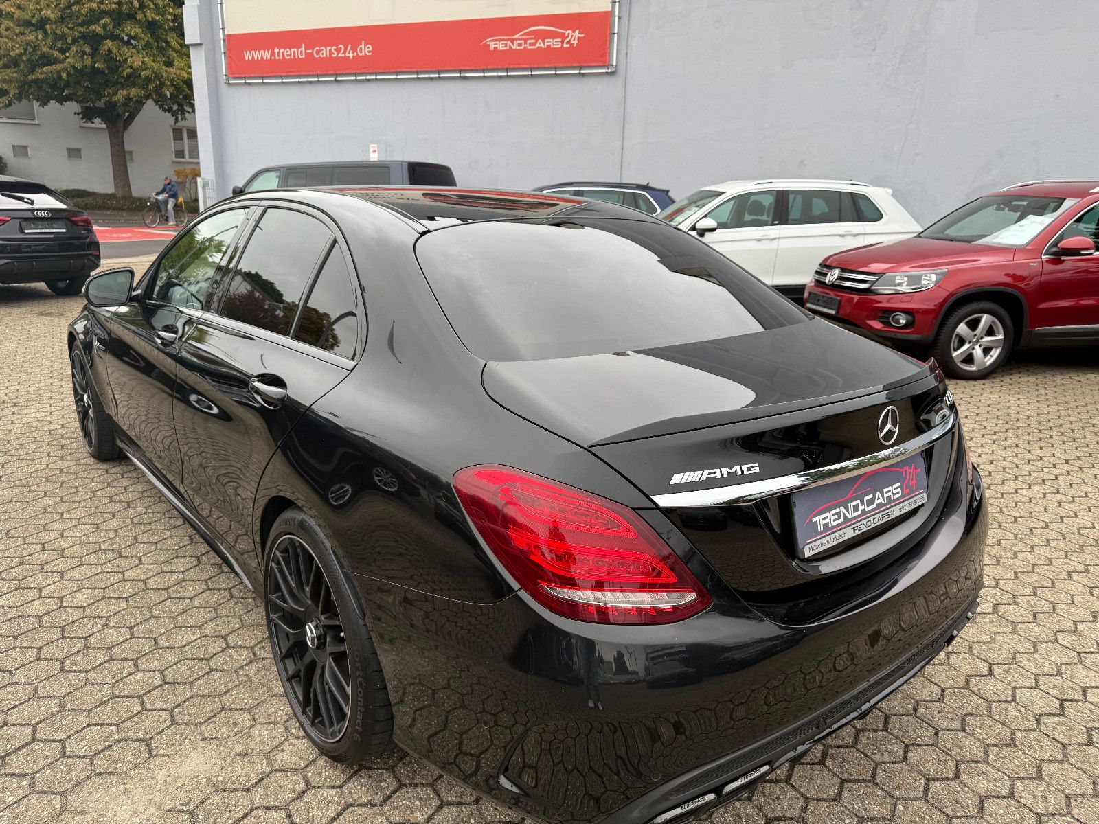 Fahrzeugabbildung Mercedes-Benz C 63 S AMG*AMG Performance*NightPaket*