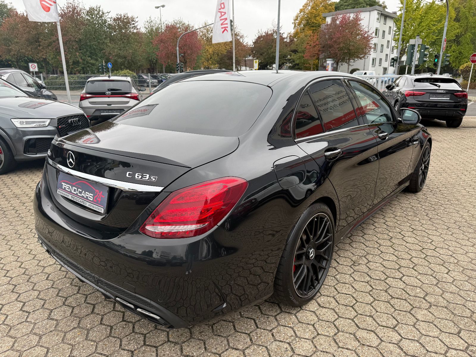Fahrzeugabbildung Mercedes-Benz C 63 S AMG*AMG Performance*NightPaket*