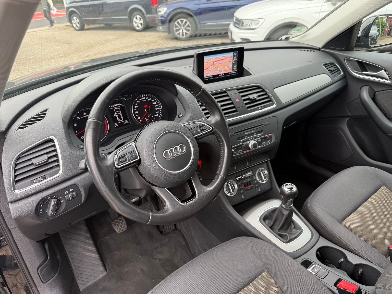Fahrzeugabbildung Audi Q3 1.4 TFSI
