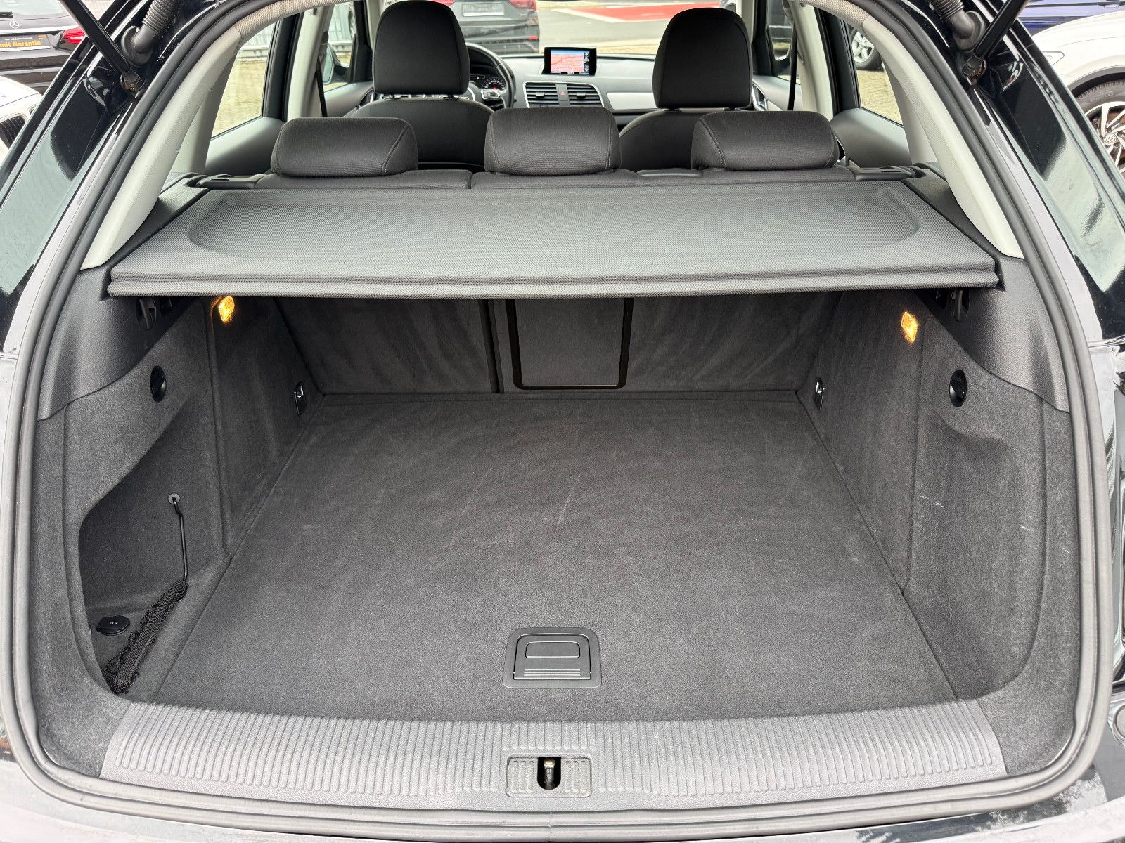 Fahrzeugabbildung Audi Q3 1.4 TFSI
