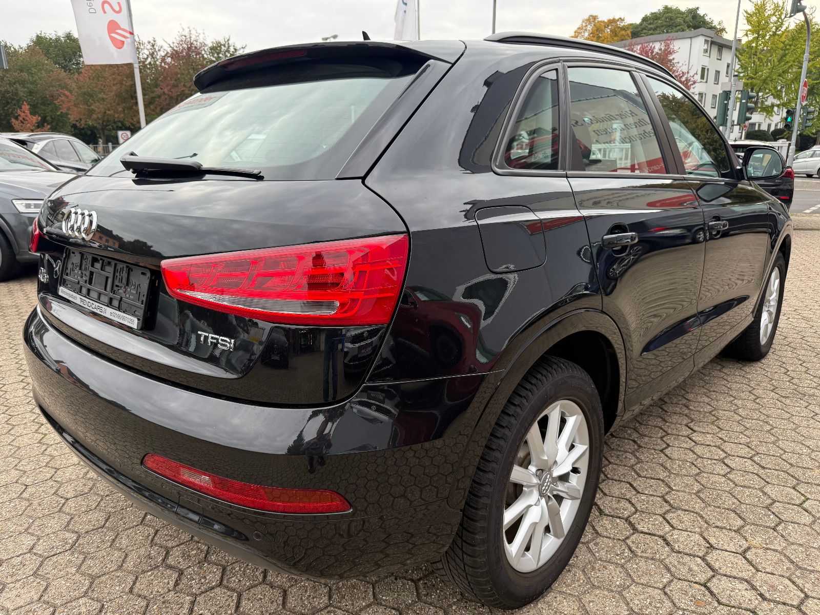 Fahrzeugabbildung Audi Q3 1.4 TFSI