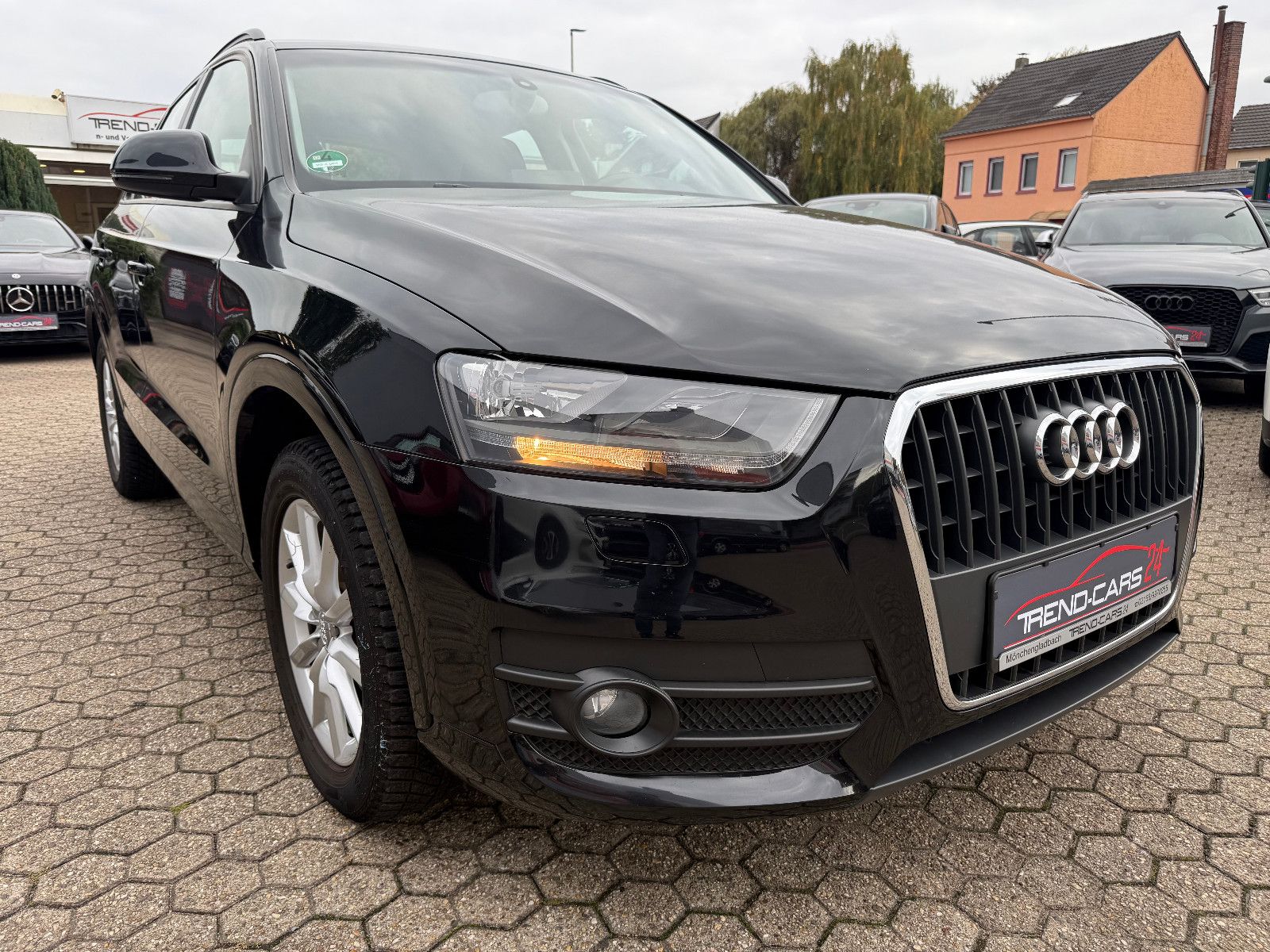 Fahrzeugabbildung Audi Q3 1.4 TFSI