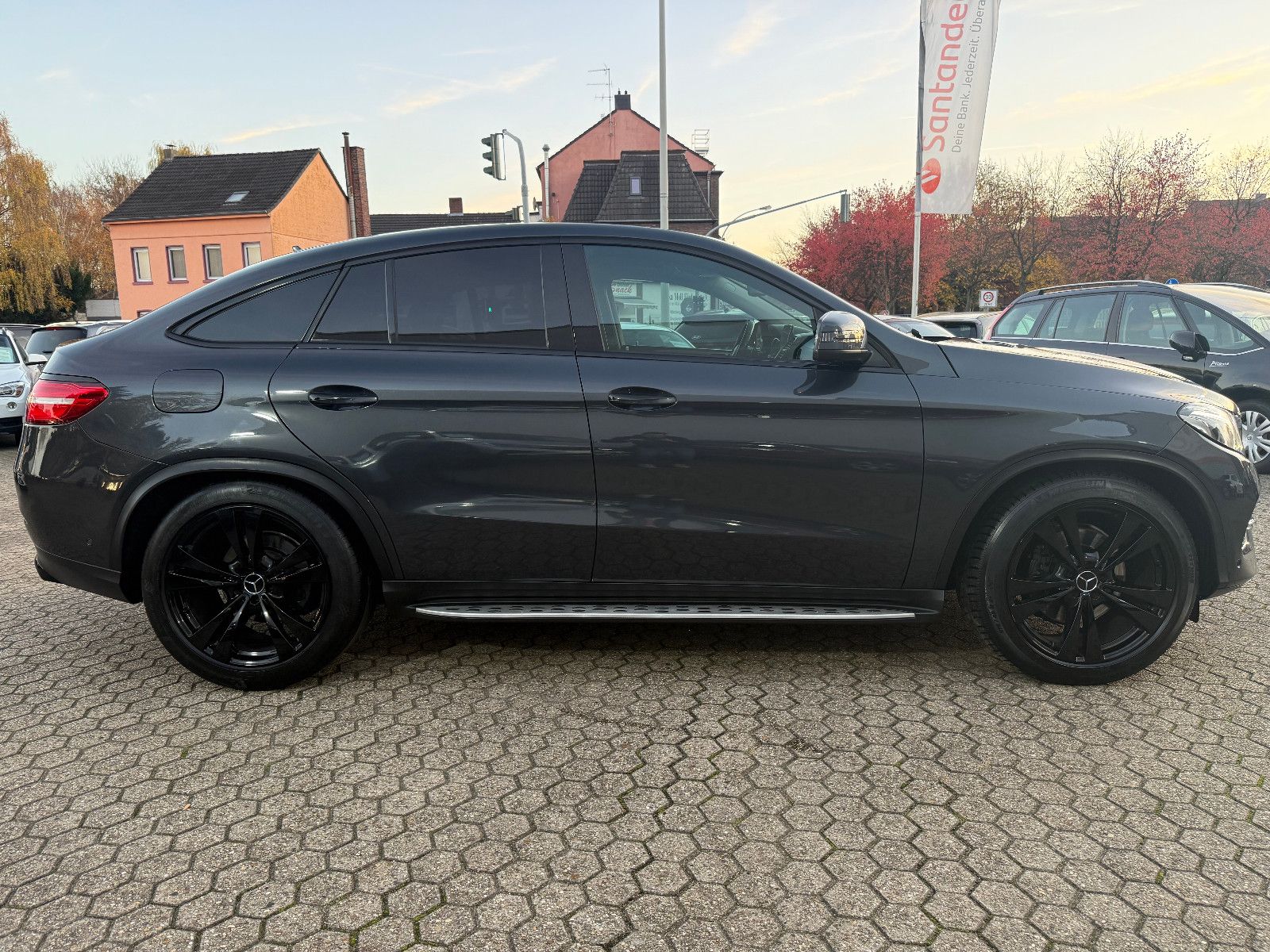 Fahrzeugabbildung Mercedes-Benz GLE 400 Coupe 4Matic*ACC*360 Cam*Pano*
