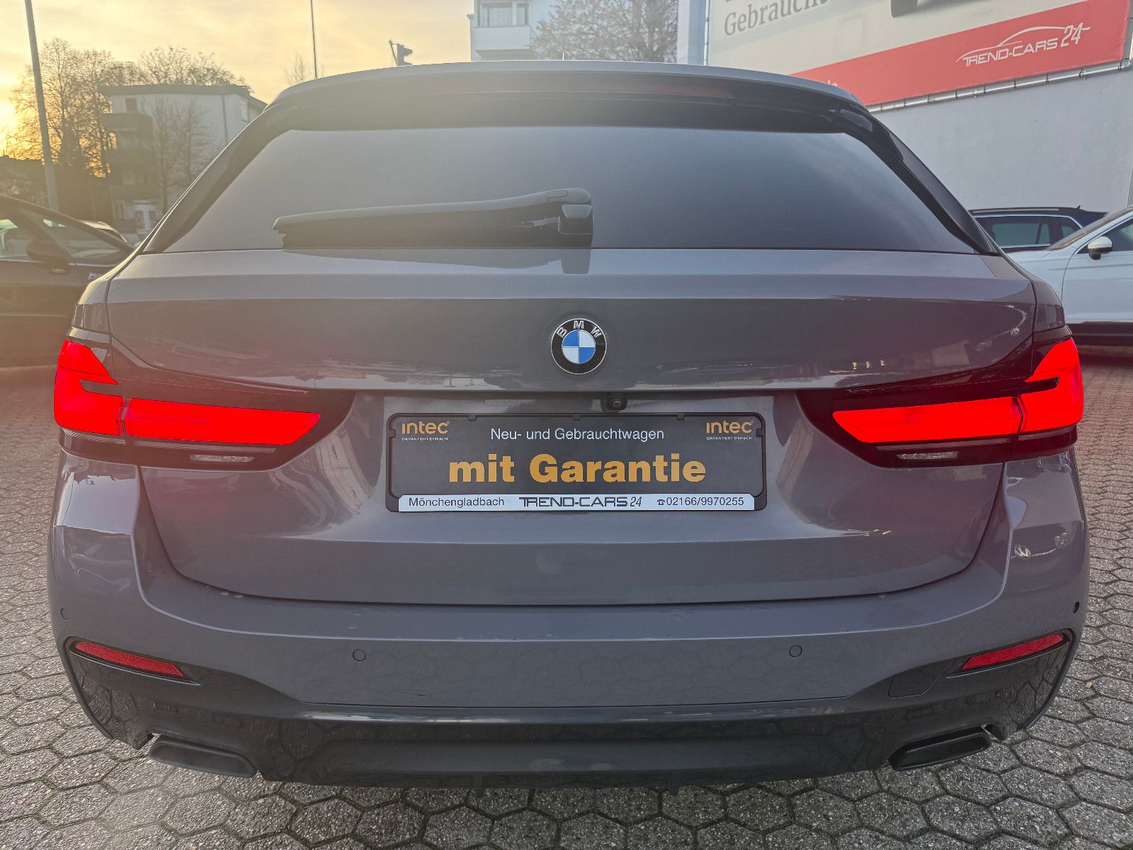Fahrzeugabbildung BMW 530 Touring i M Sport*Navi*AHK*Leder*