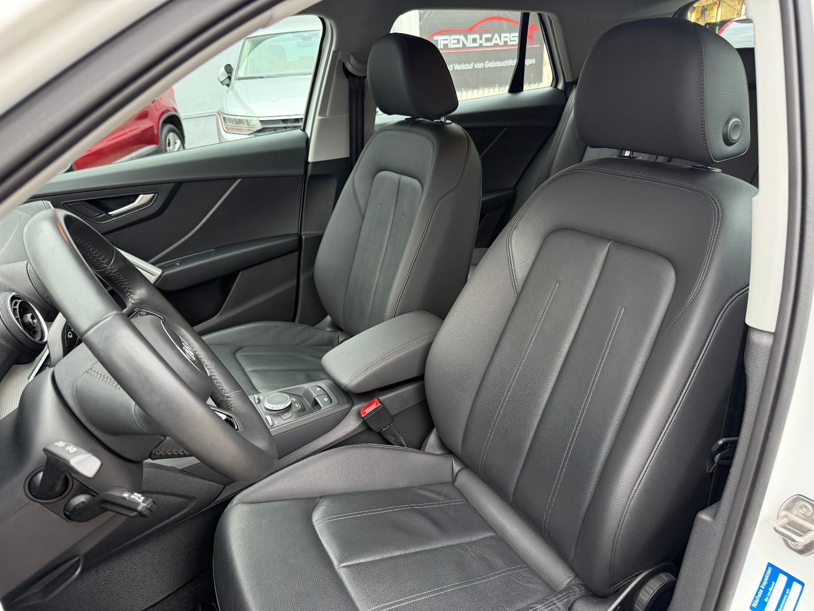 Fahrzeugabbildung Audi Q2 35 TFSI*AHK*Tempomat*Leder*Navi*