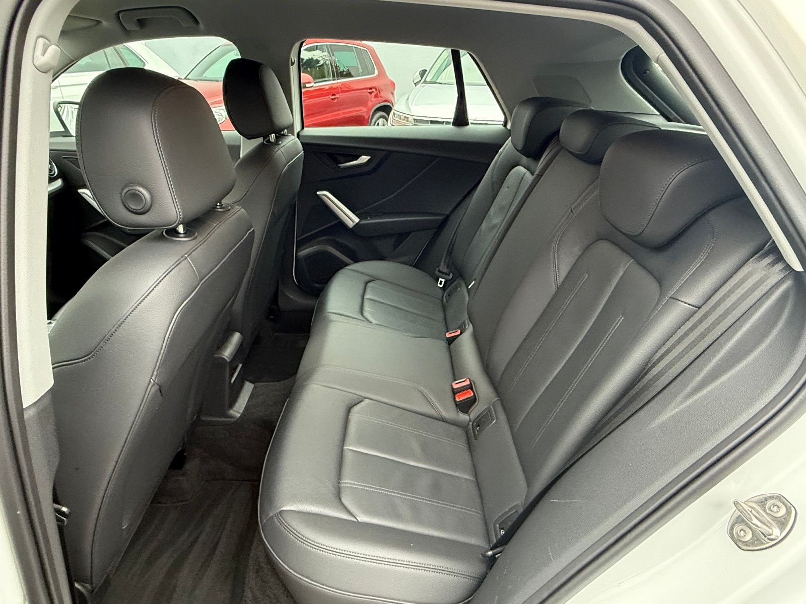 Fahrzeugabbildung Audi Q2 35 TFSI*AHK*Tempomat*Leder*Navi*