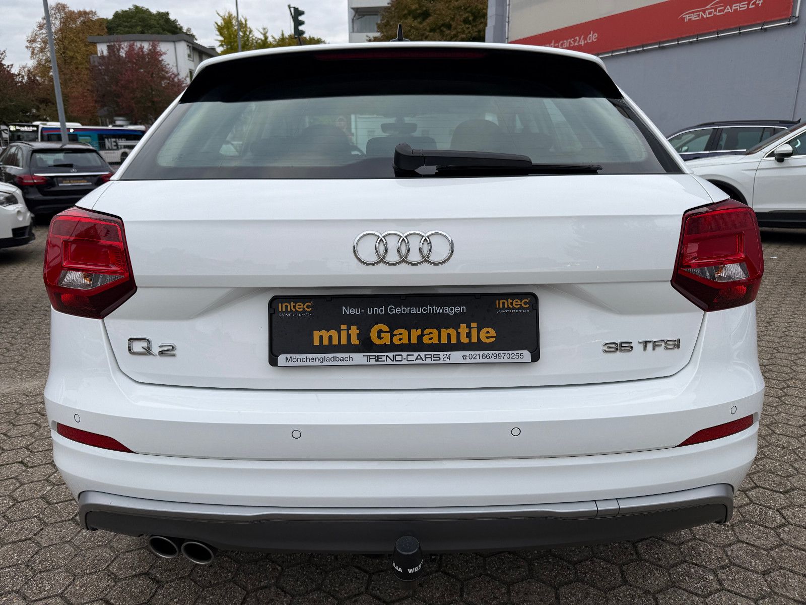 Fahrzeugabbildung Audi Q2 35 TFSI*AHK*Tempomat*Leder*Navi*