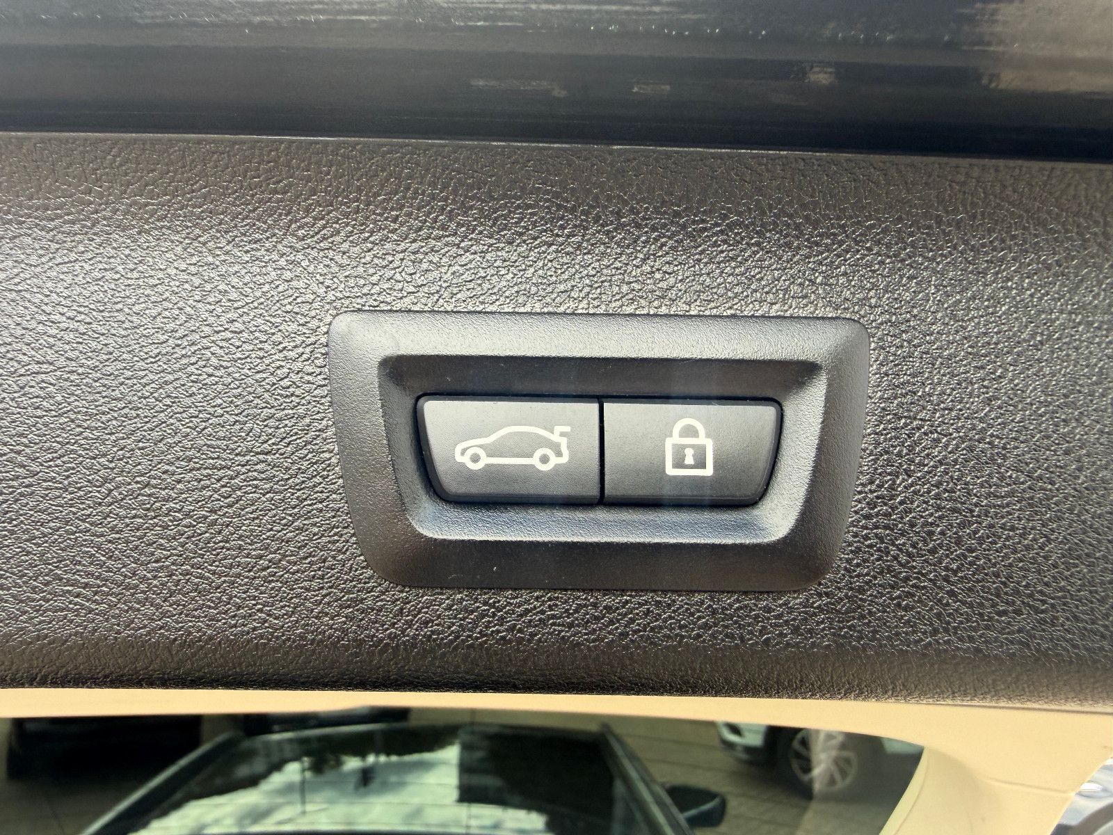 Fahrzeugabbildung BMW 530d Touring*Laser*Tempomat*AHK*