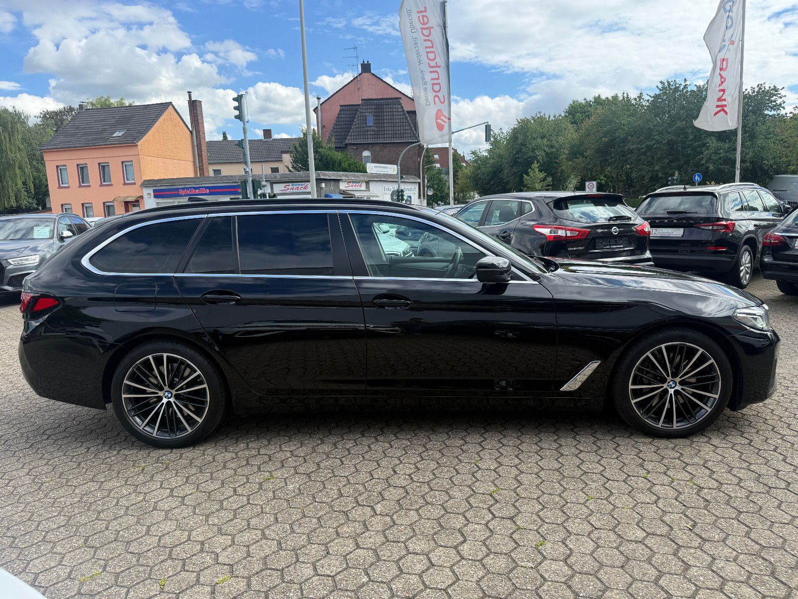Fahrzeugabbildung BMW 530d Touring*Laser*Tempomat*AHK*