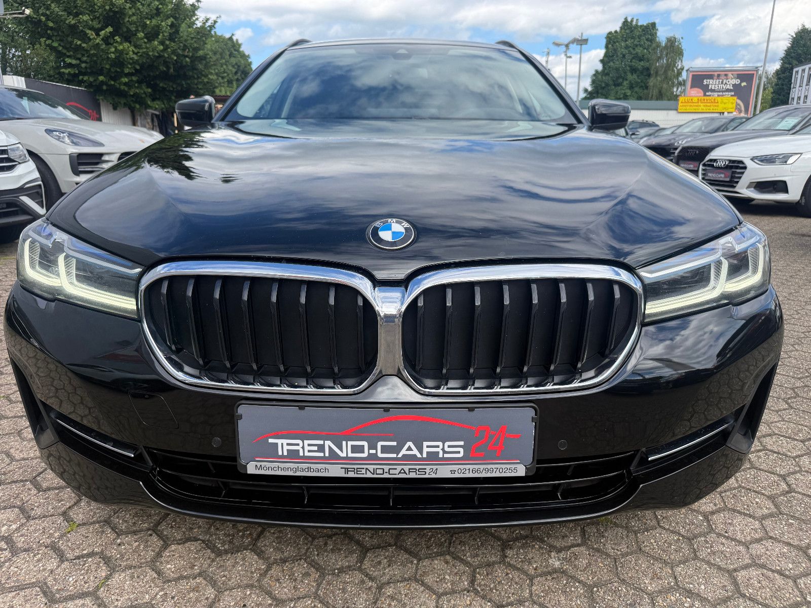 Fahrzeugabbildung BMW 530d Touring*Laser*Tempomat*AHK*