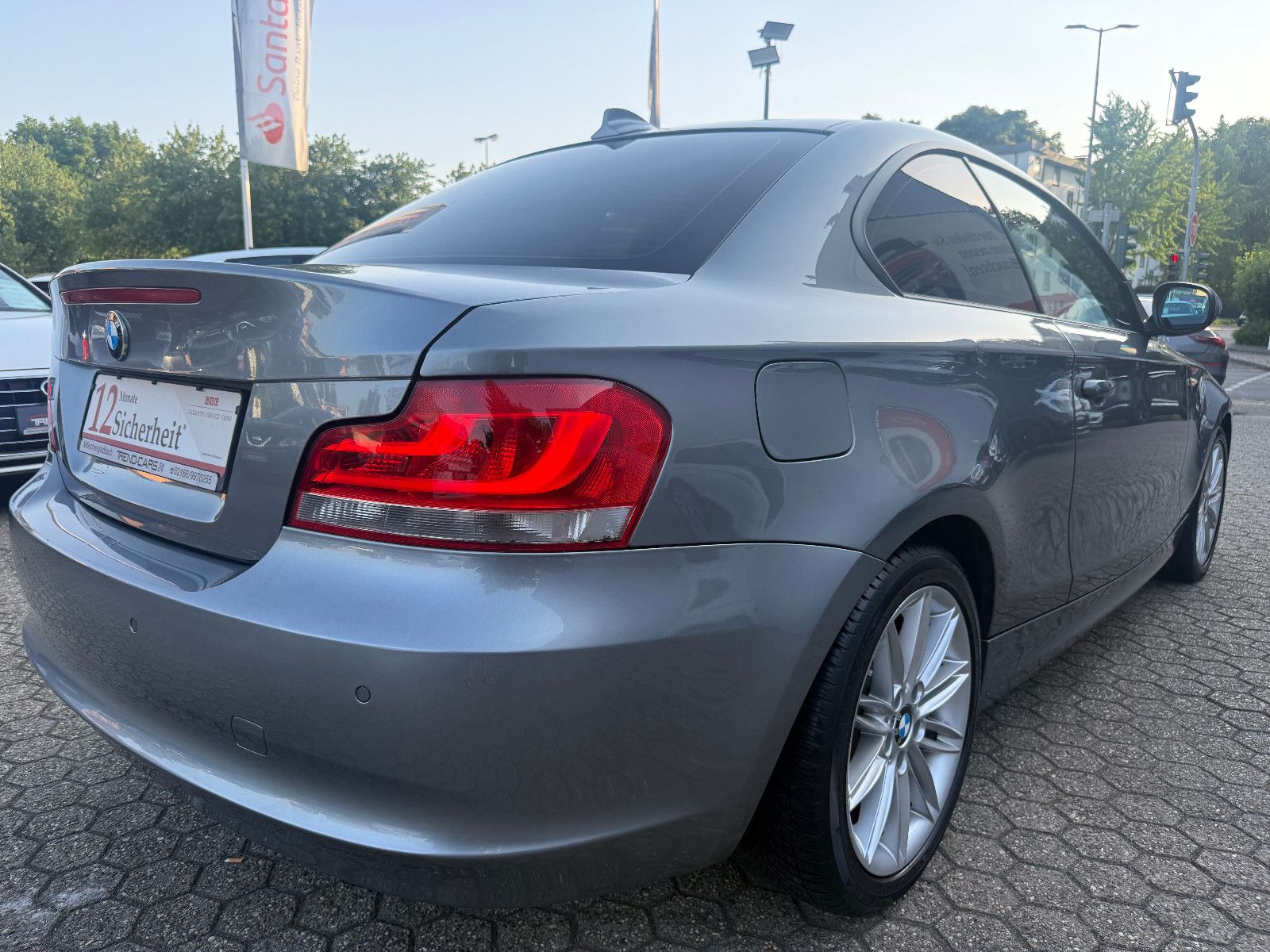 Fahrzeugabbildung BMW 120d *Coupe*Klima*PDC*Navi