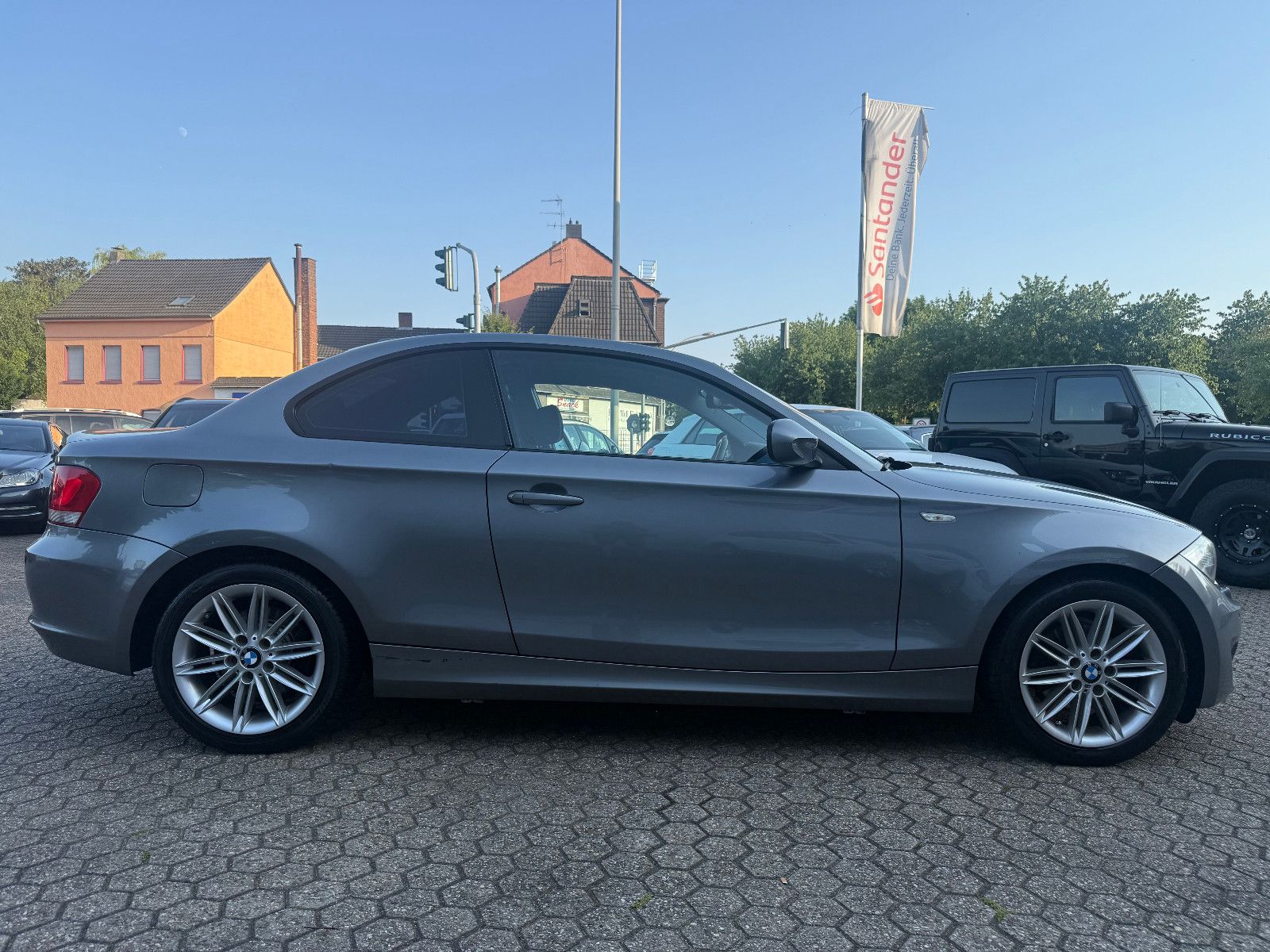 Fahrzeugabbildung BMW 120d *Coupe*Klima*PDC*Navi