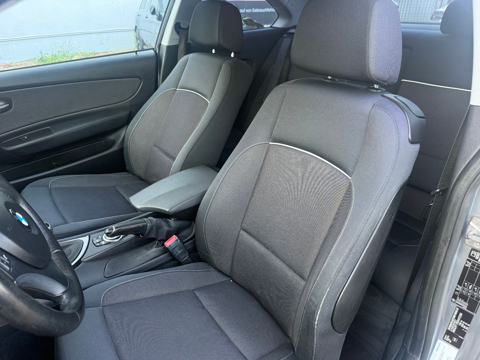 Fahrzeugabbildung BMW 120d *Coupe*Klima*PDC*Navi