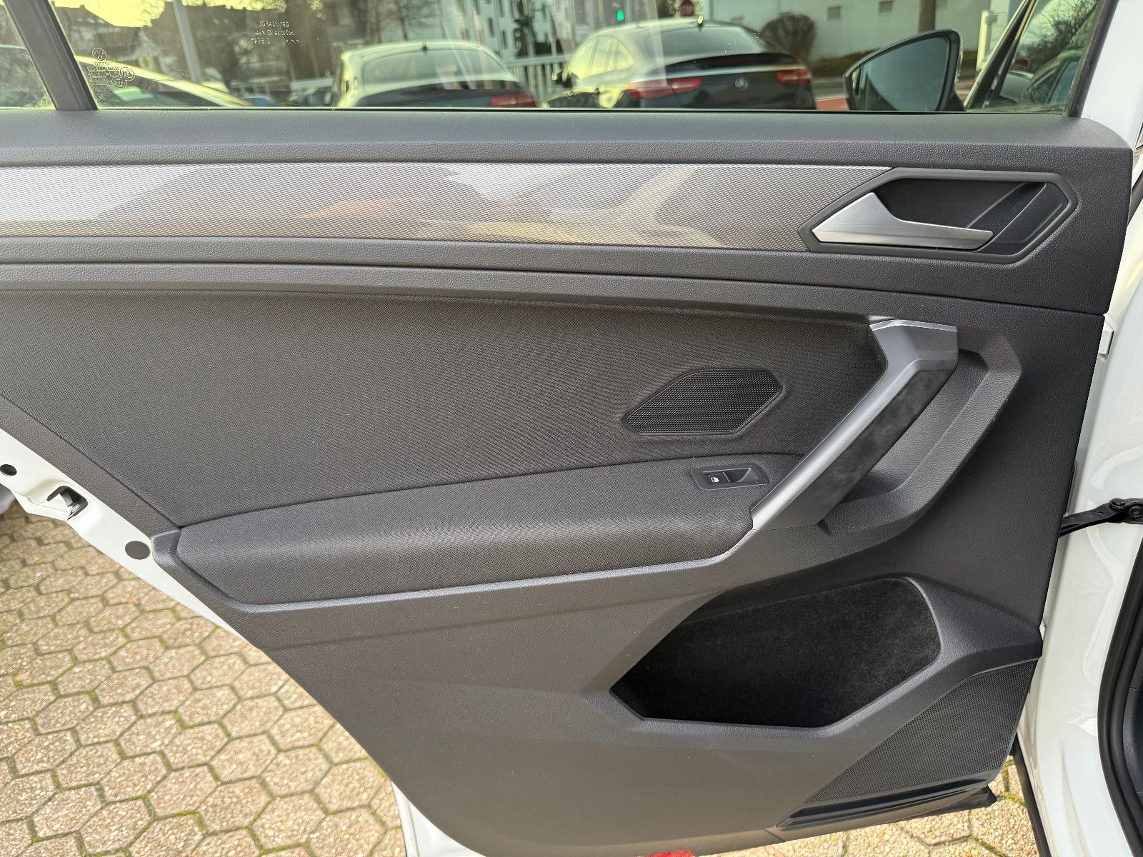 Fahrzeugabbildung Volkswagen Tiguan Allspace Life*ACC*