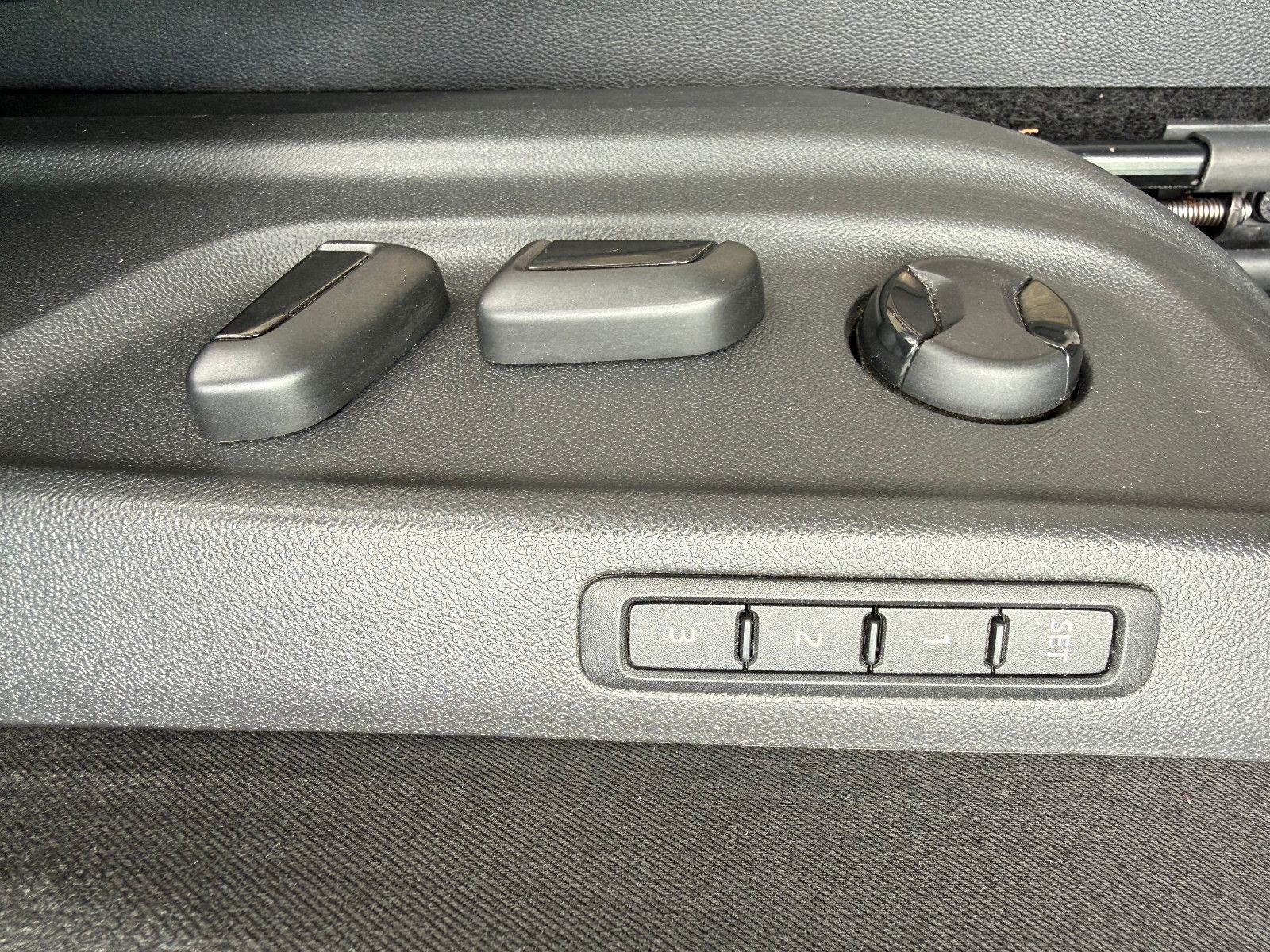 Fahrzeugabbildung SKODA Kodiaq Style*ACC*SH*Navi*Side Assist*